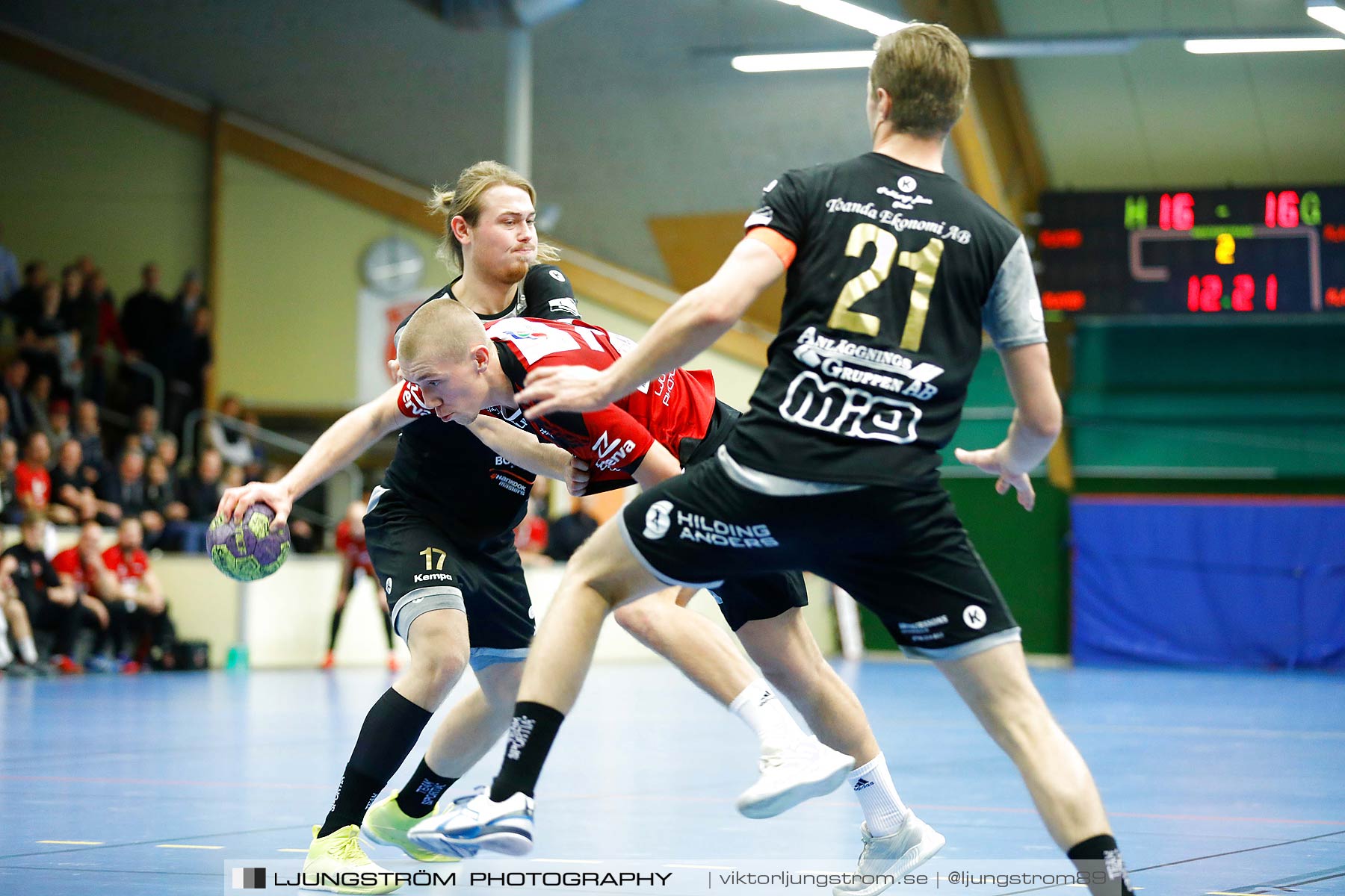 HP Skövde-HK Country 25-21,herr,Skövde Idrottshall,Skövde,Sverige,Handboll,,2018,209096