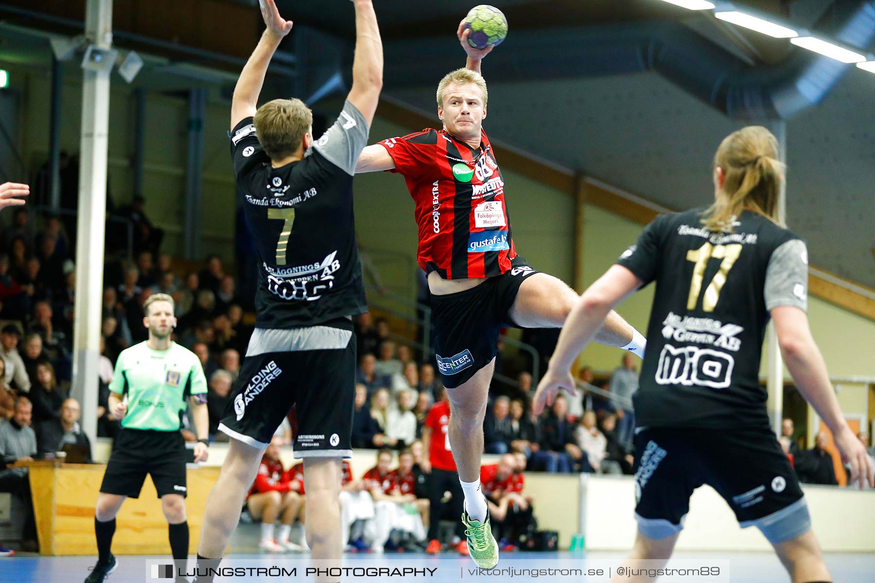 HP Skövde-HK Country 25-21,herr,Skövde Idrottshall,Skövde,Sverige,Handboll,,2018,209101