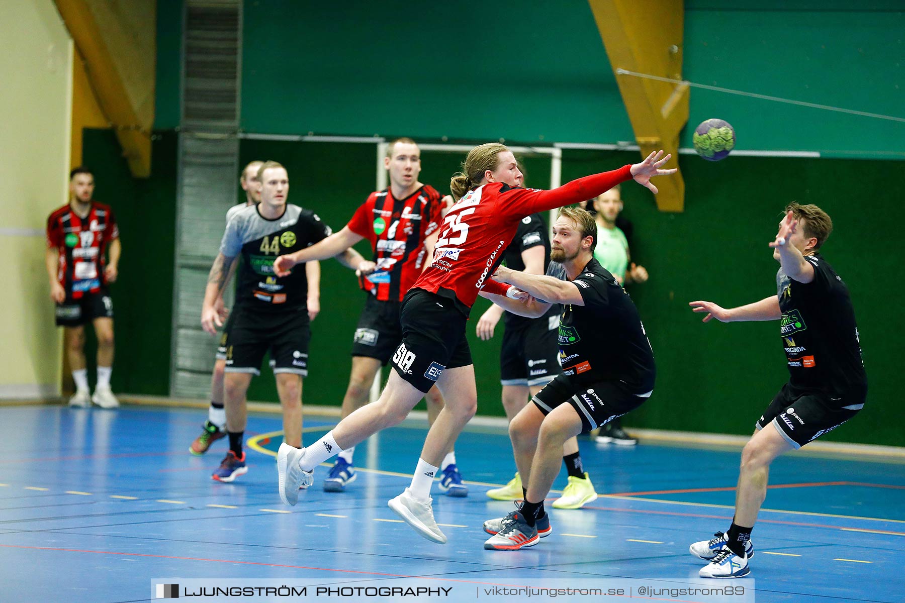 HP Skövde-HK Country 25-21,herr,Skövde Idrottshall,Skövde,Sverige,Handboll,,2018,209138