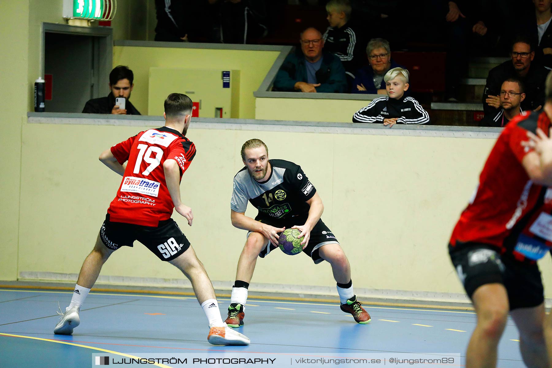 HP Skövde-HK Country 25-21,herr,Skövde Idrottshall,Skövde,Sverige,Handboll,,2018,209142