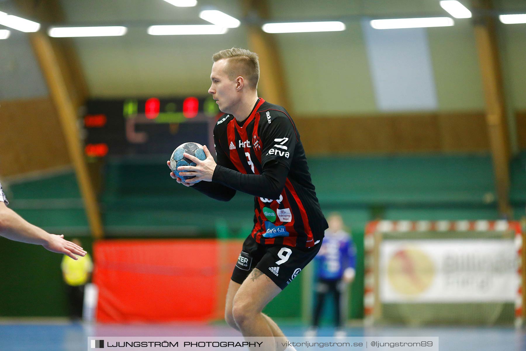 HK Country-HP Warta 26-25,herr,Skövde Idrottshall,Skövde,Sverige,Handboll,,2018,210511