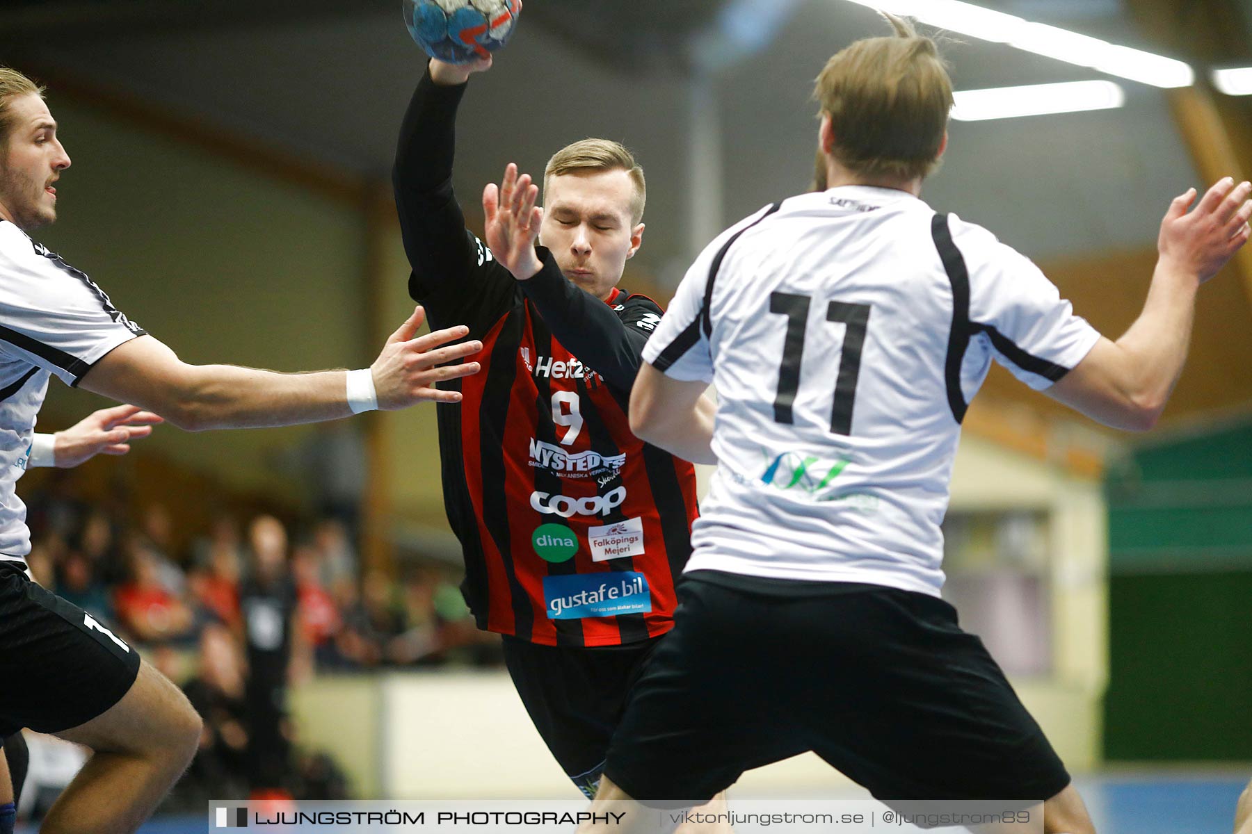 HK Country-HP Warta 26-25,herr,Skövde Idrottshall,Skövde,Sverige,Handboll,,2018,210519