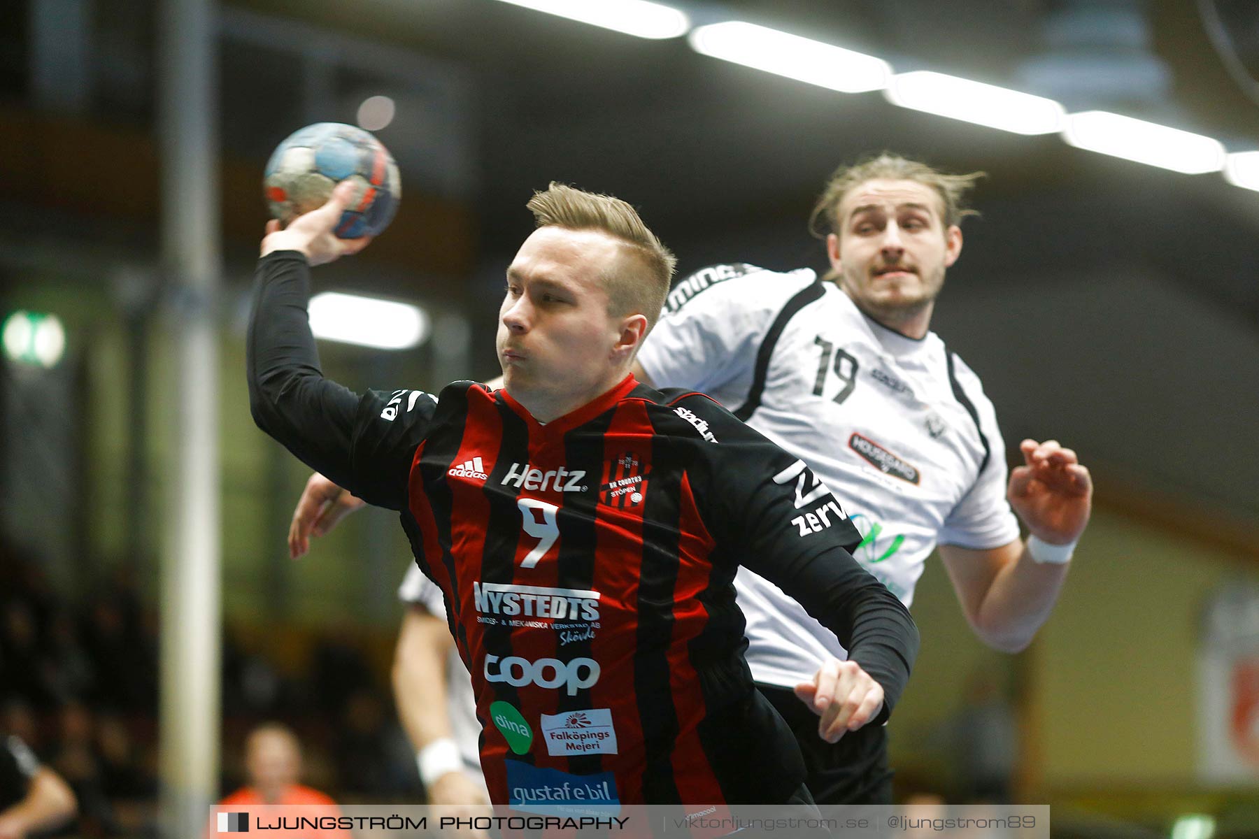 HK Country-HP Warta 26-25,herr,Skövde Idrottshall,Skövde,Sverige,Handboll,,2018,210520