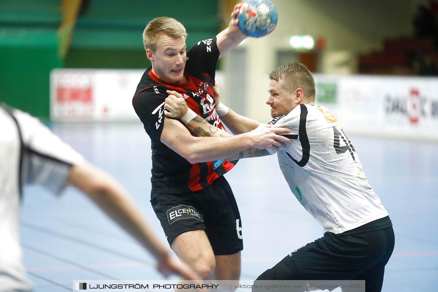 HK Country-HP Warta 26-25,herr,Skövde Idrottshall,Skövde,Sverige,Handboll,,2018,210572