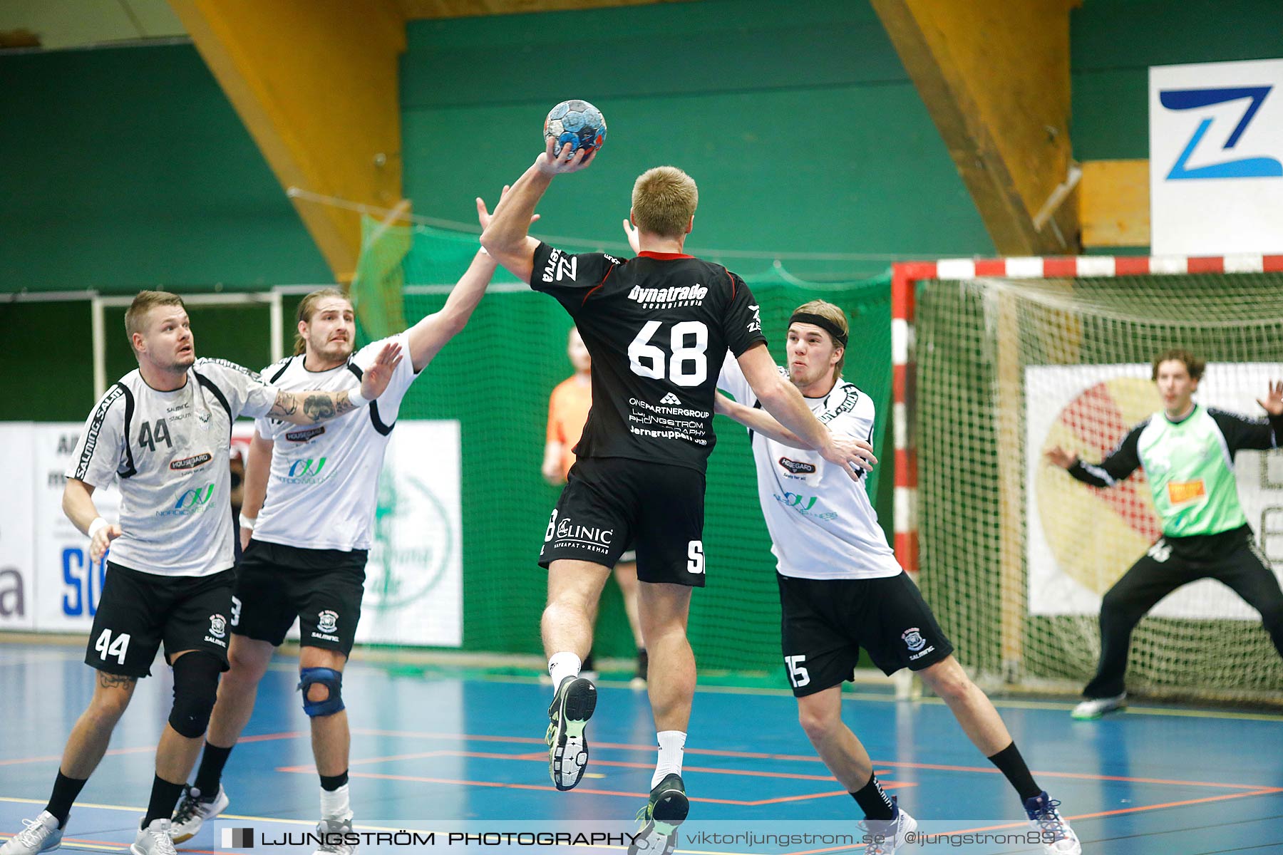 HK Country-HP Warta 26-25,herr,Skövde Idrottshall,Skövde,Sverige,Handboll,,2018,210578