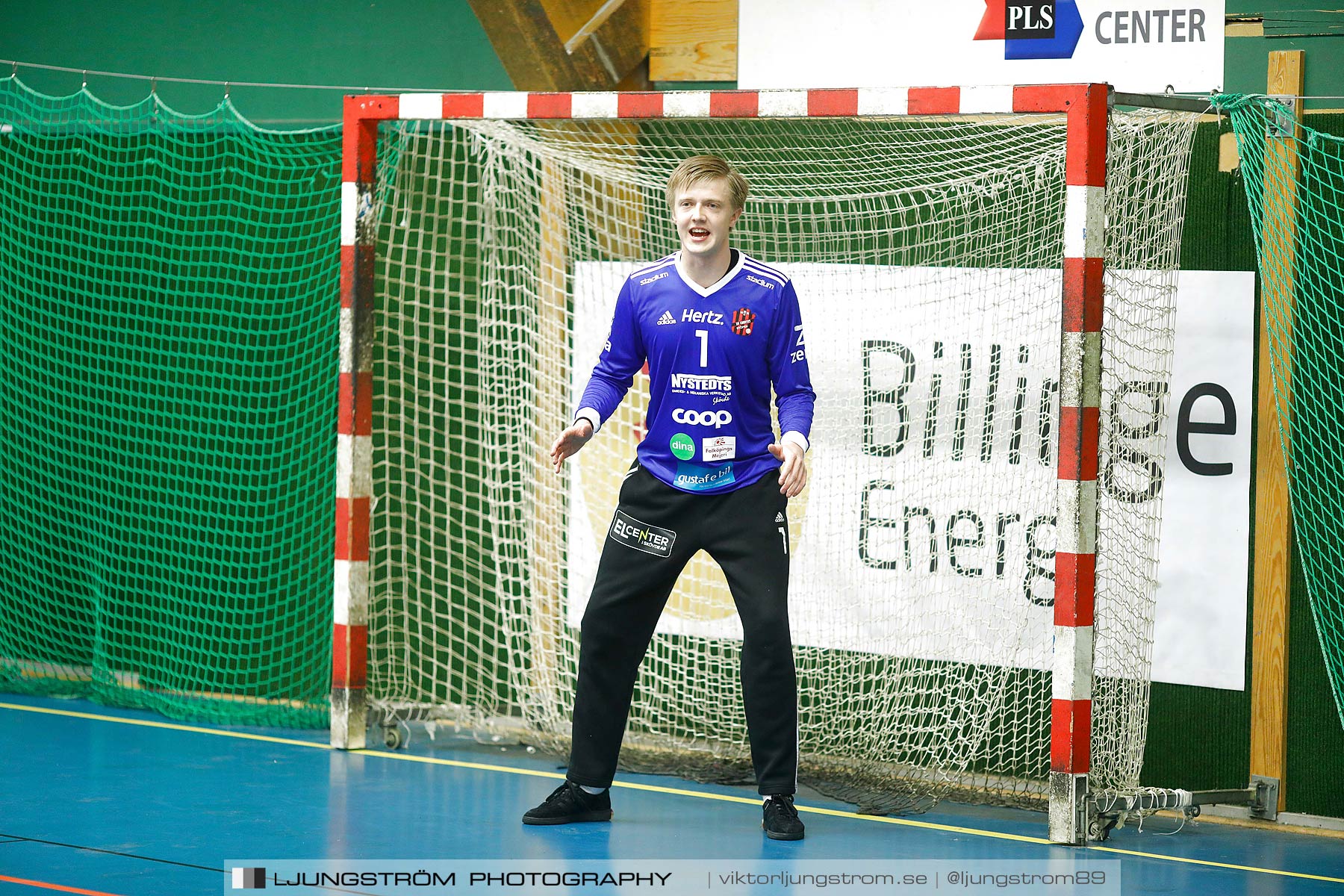 HK Country-HP Warta 26-25,herr,Skövde Idrottshall,Skövde,Sverige,Handboll,,2018,210585