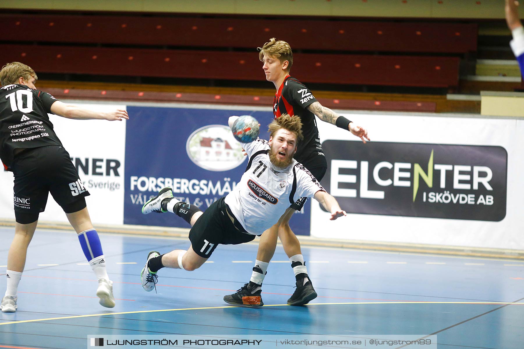 HK Country-HP Warta 26-25,herr,Skövde Idrottshall,Skövde,Sverige,Handboll,,2018,210610