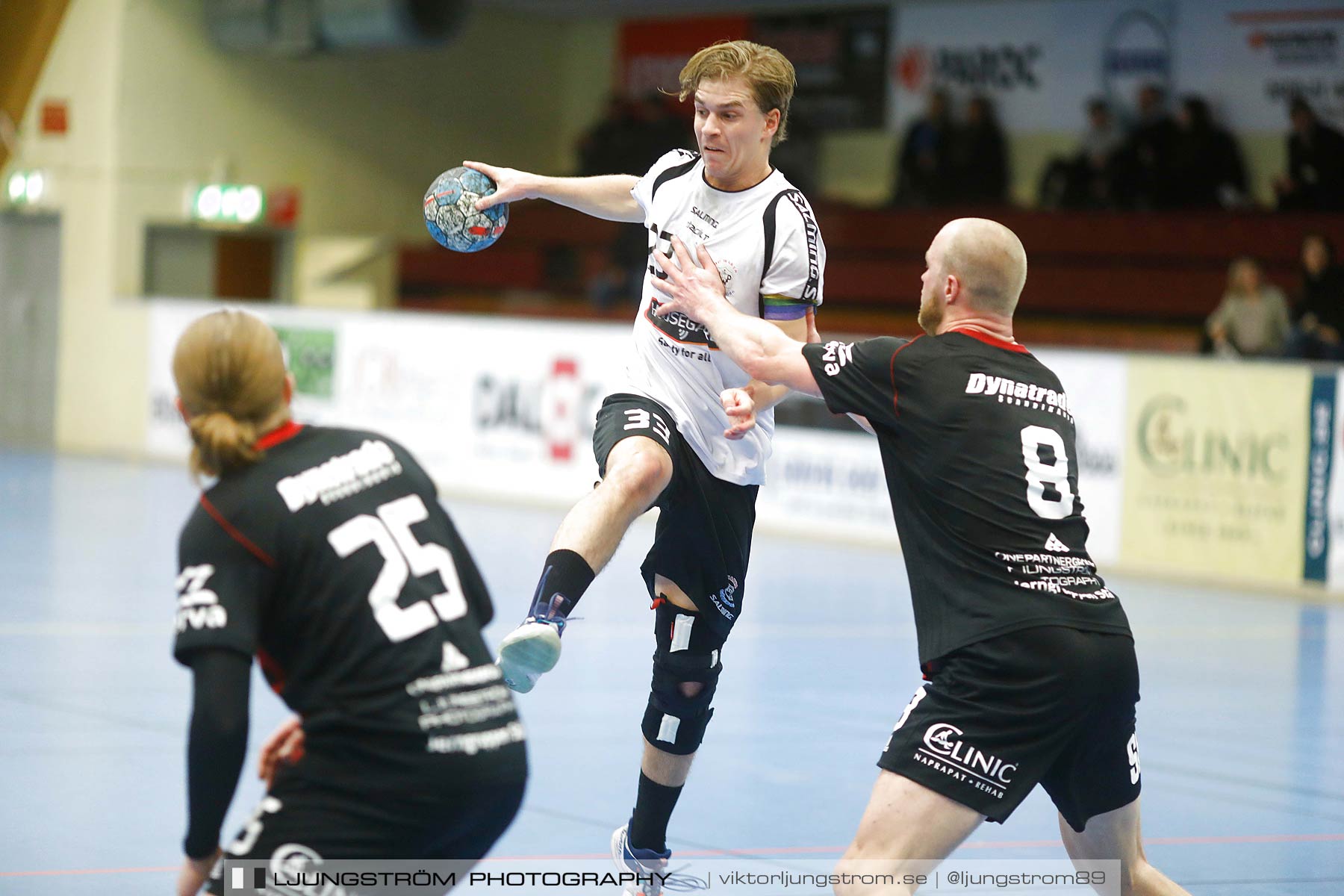 HK Country-HP Warta 26-25,herr,Skövde Idrottshall,Skövde,Sverige,Handboll,,2018,210618