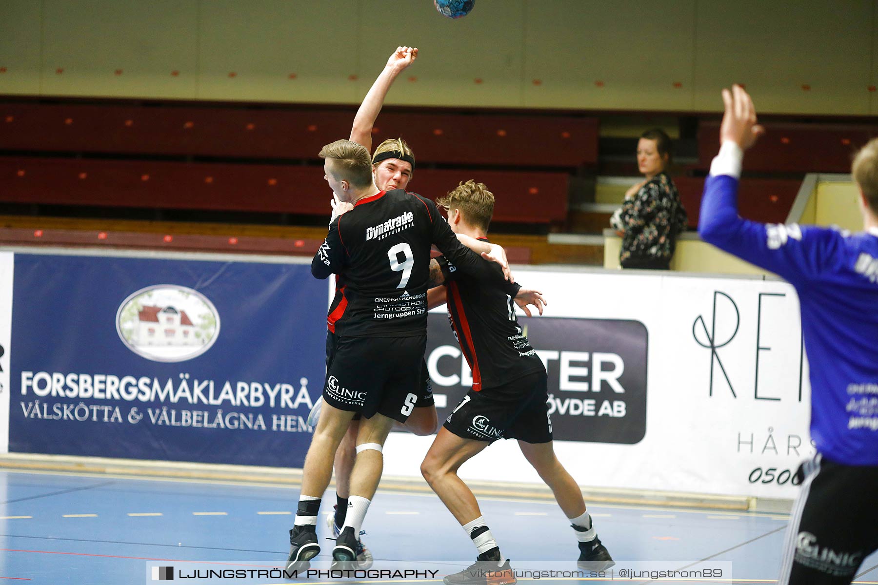 HK Country-HP Warta 26-25,herr,Skövde Idrottshall,Skövde,Sverige,Handboll,,2018,210622