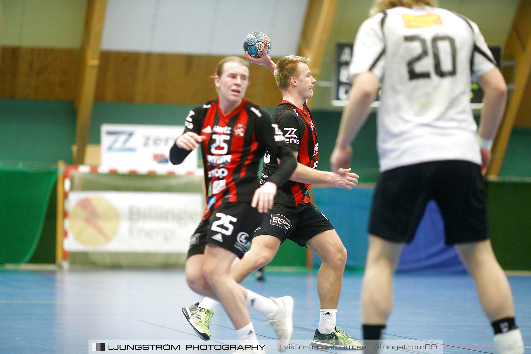 HK Country-HP Warta 26-25,herr,Skövde Idrottshall,Skövde,Sverige,Handboll,,2018,210646