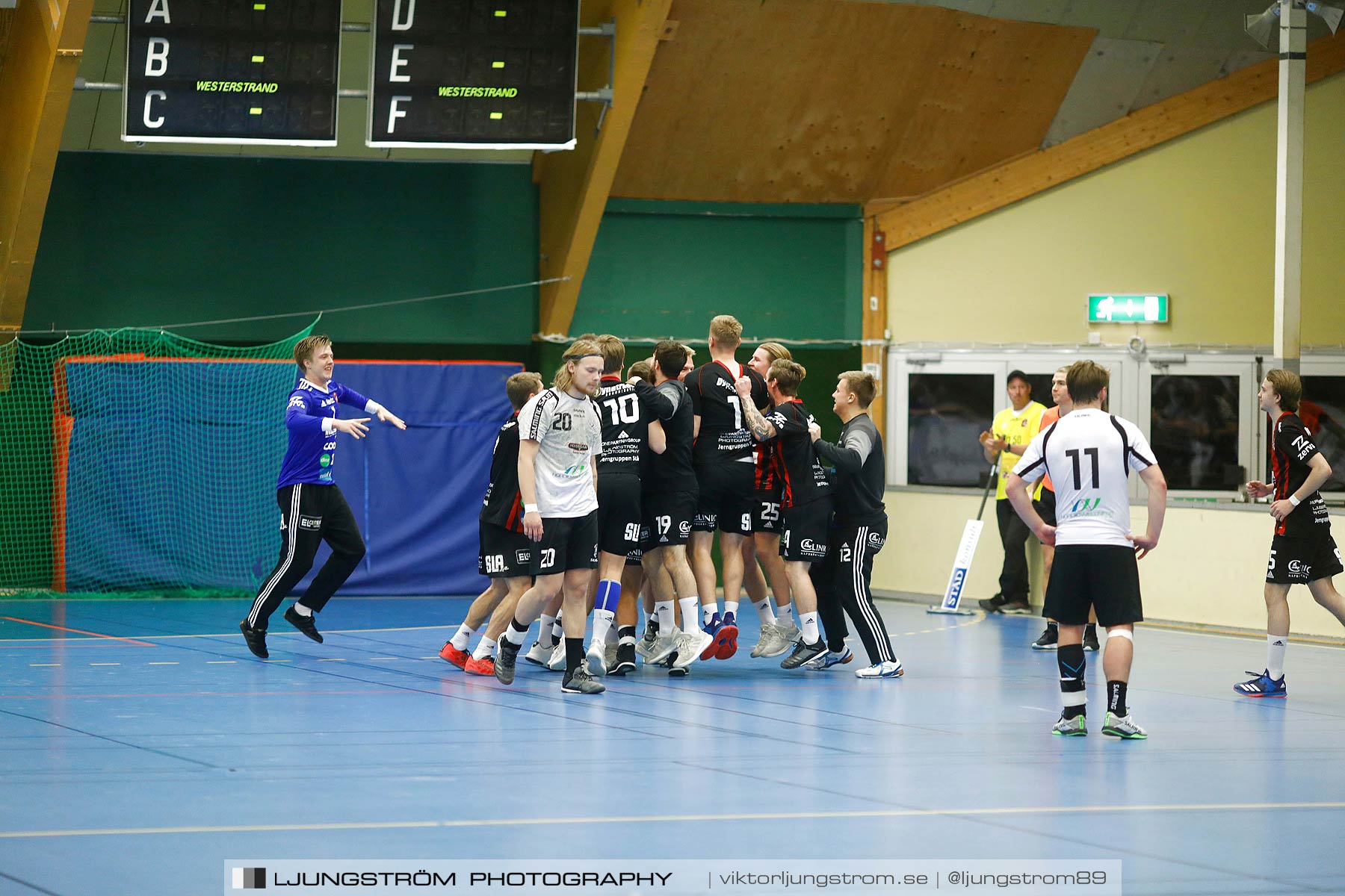 HK Country-HP Warta 26-25,herr,Skövde Idrottshall,Skövde,Sverige,Handboll,,2018,210671