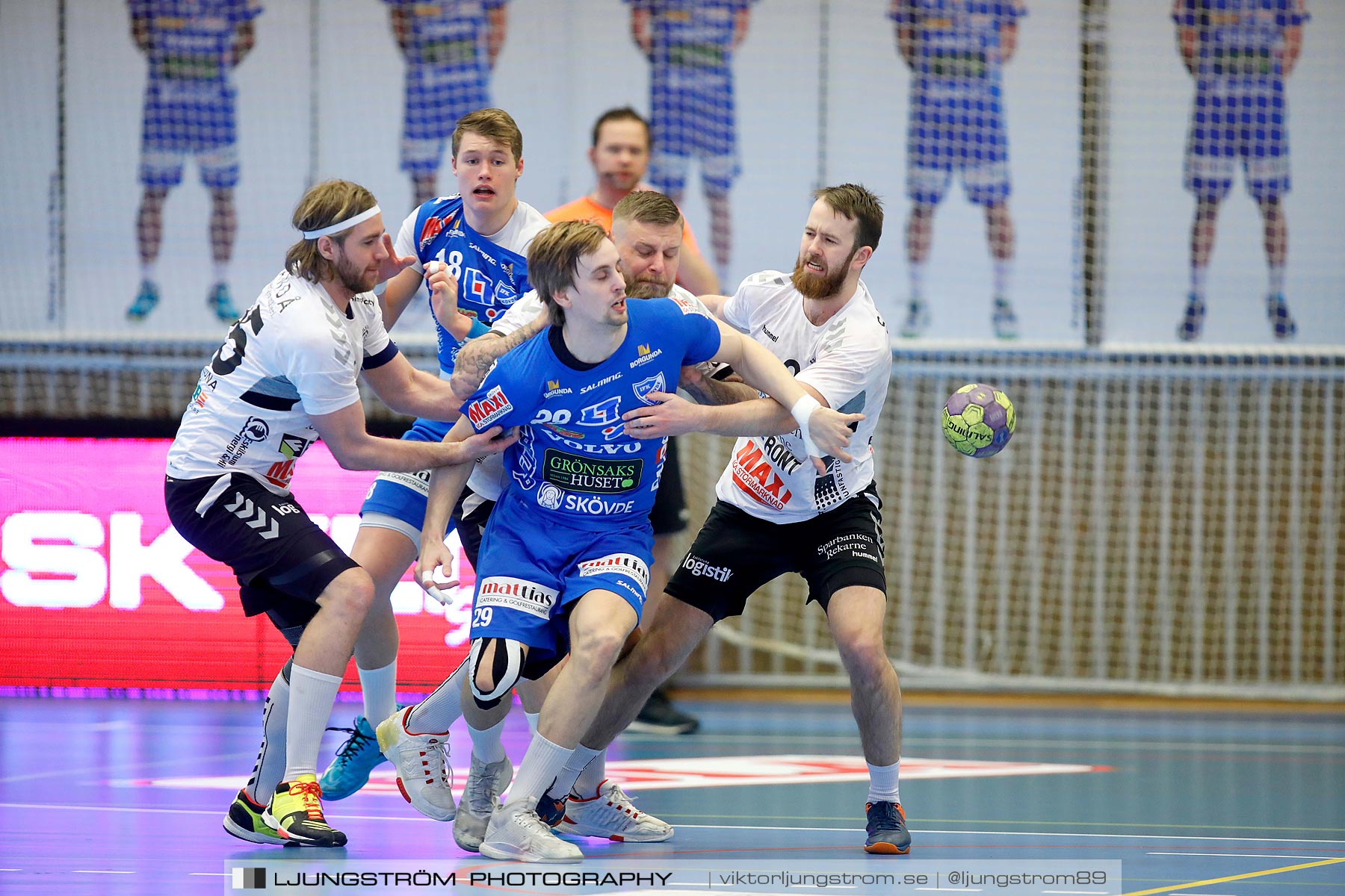 IFK Skövde HK-Eskilstuna Guif 29-27,herr,Arena Skövde,Skövde,Sverige,Handboll,,2019,213442