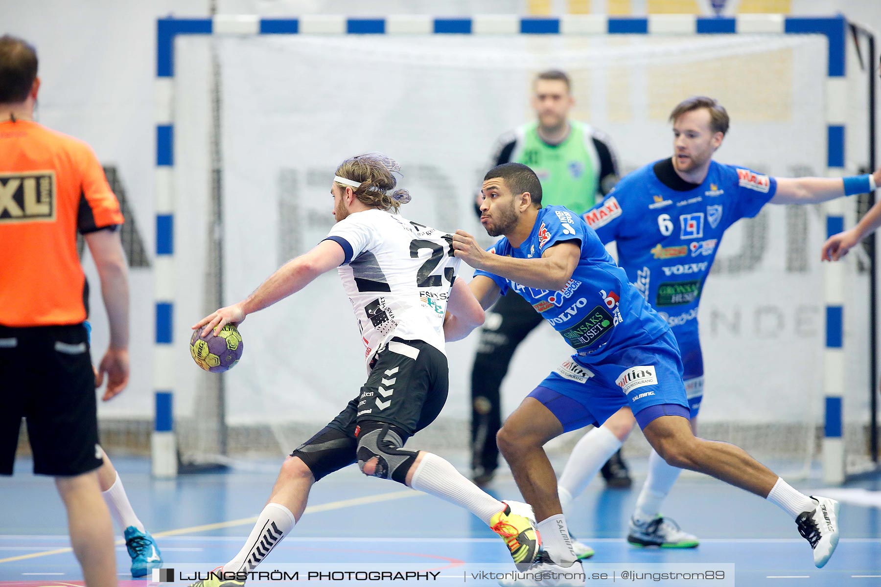 IFK Skövde HK-Eskilstuna Guif 29-27,herr,Arena Skövde,Skövde,Sverige,Handboll,,2019,213510