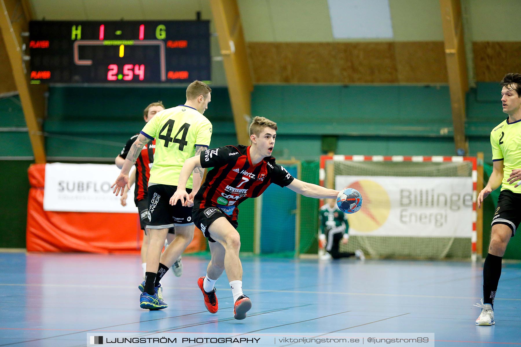 HK Country-HP Skövde 90 25-22,herr,Skövde Idrottshall,Skövde,Sverige,Handboll,,2019,213804