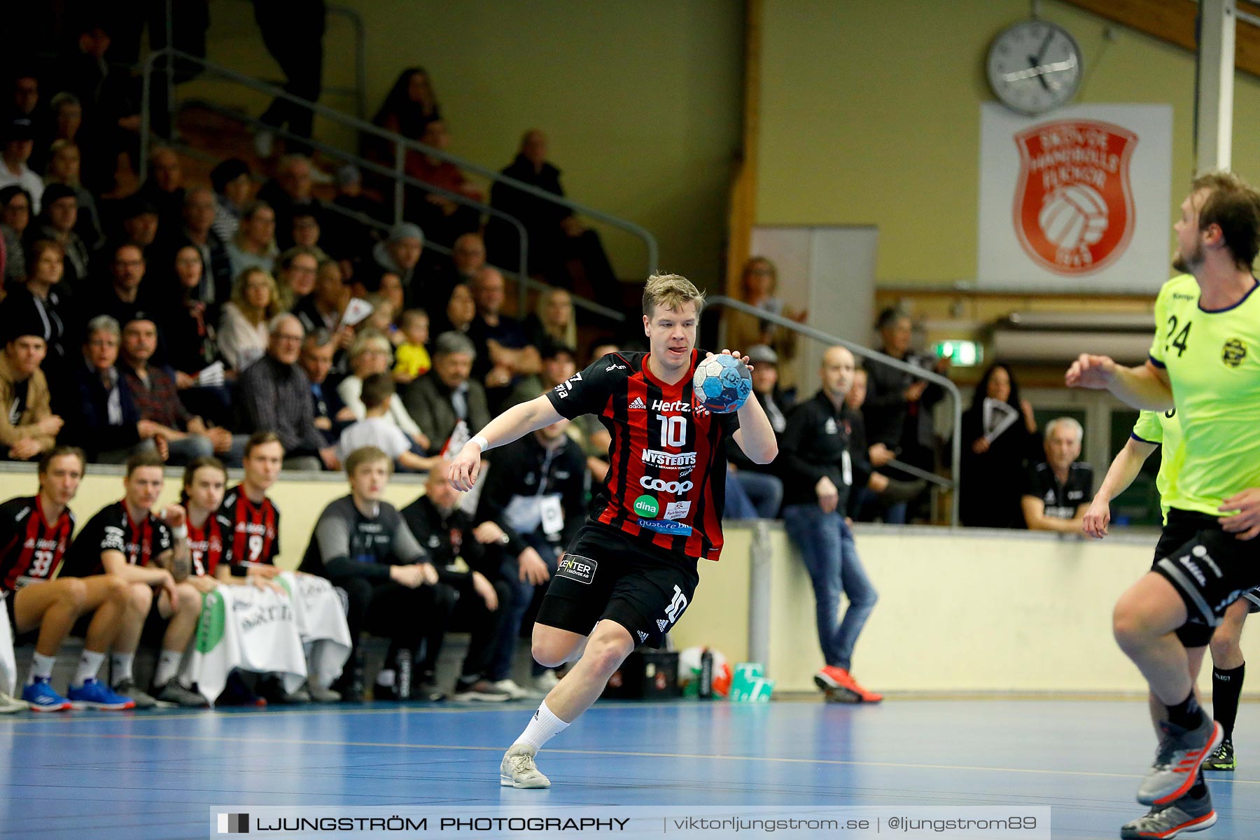 HK Country-HP Skövde 90 25-22,herr,Skövde Idrottshall,Skövde,Sverige,Handboll,,2019,213816