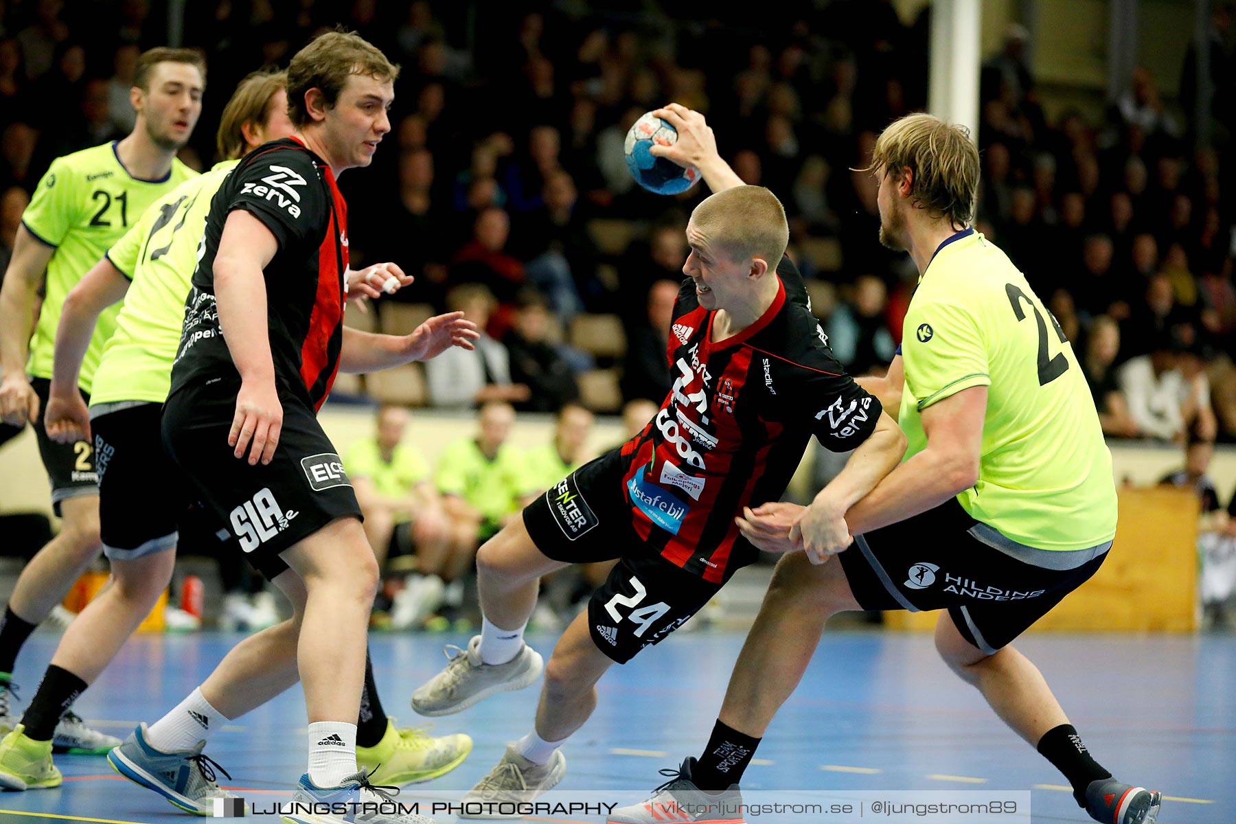 HK Country-HP Skövde 90 25-22,herr,Skövde Idrottshall,Skövde,Sverige,Handboll,,2019,213823