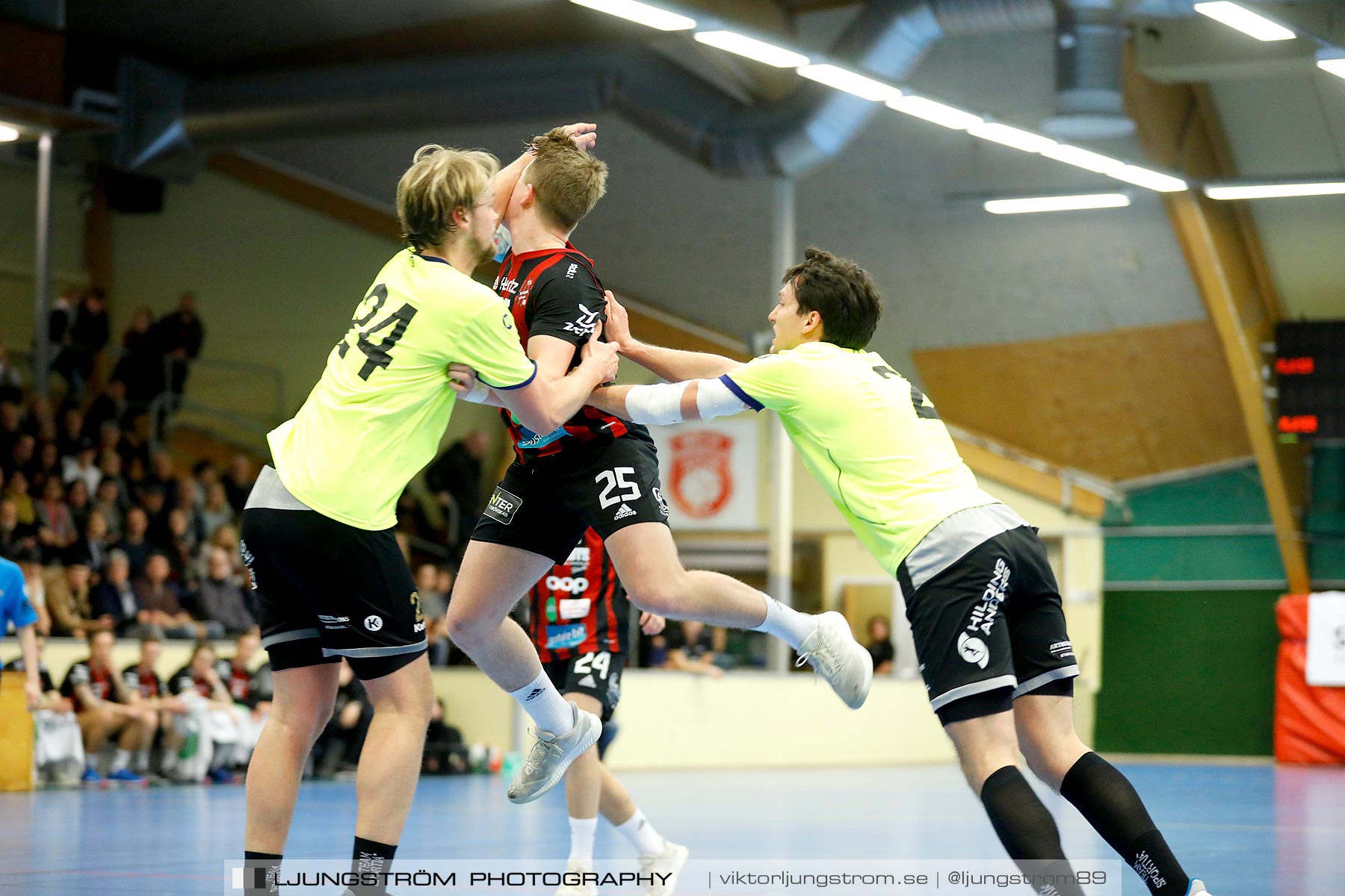 HK Country-HP Skövde 90 25-22,herr,Skövde Idrottshall,Skövde,Sverige,Handboll,,2019,213826