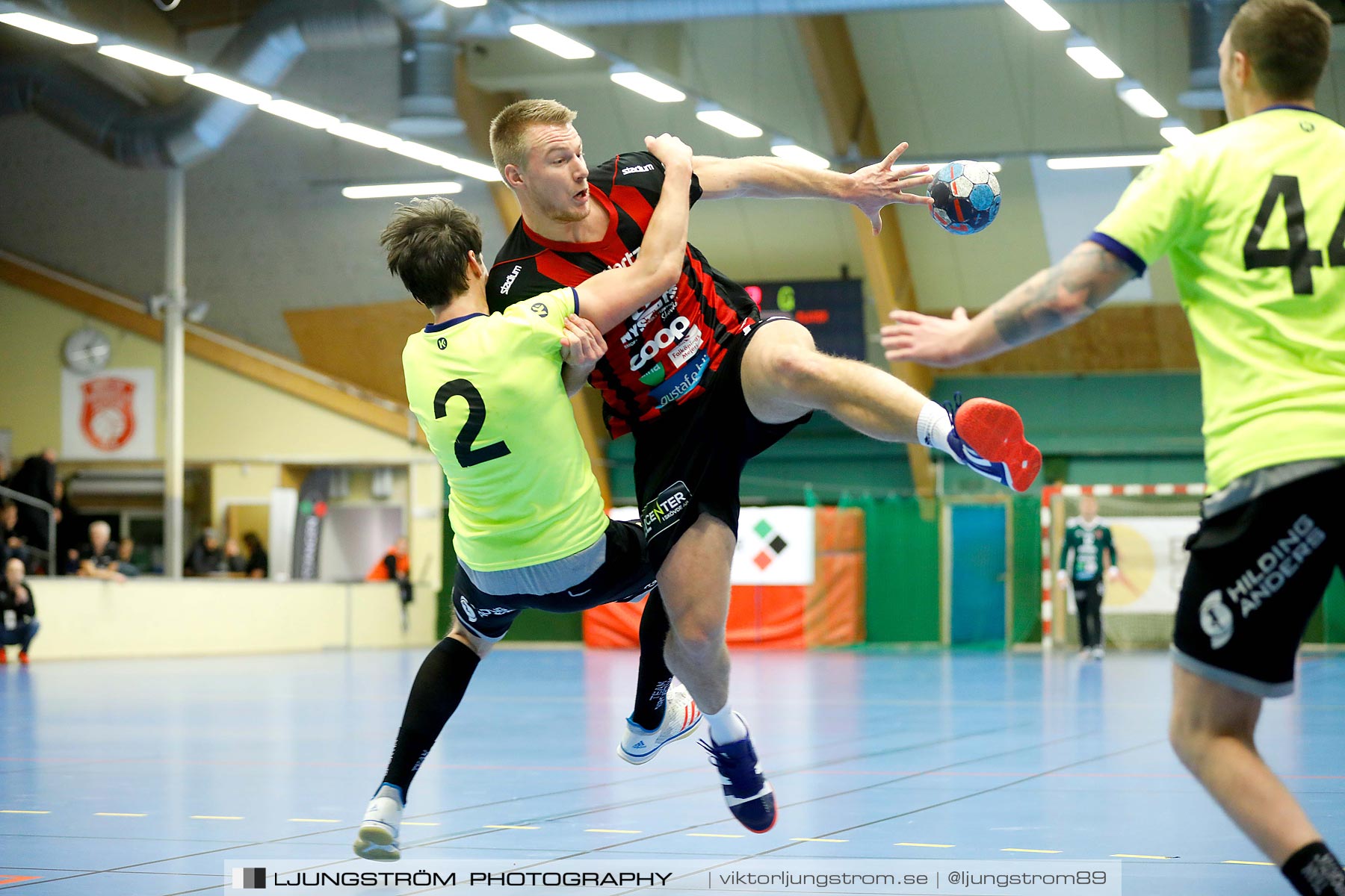 HK Country-HP Skövde 90 25-22,herr,Skövde Idrottshall,Skövde,Sverige,Handboll,,2019,213829