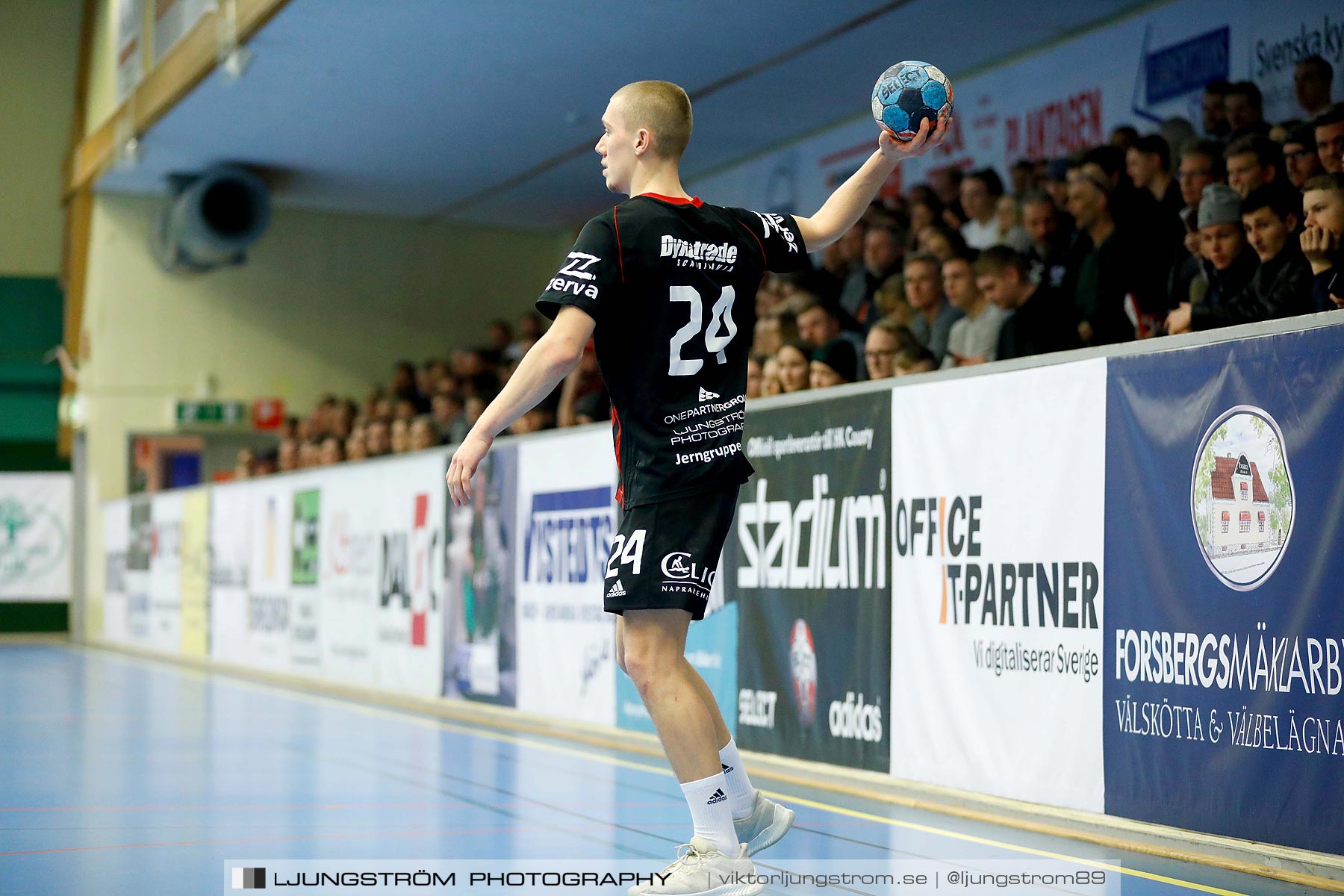 HK Country-HP Skövde 90 25-22,herr,Skövde Idrottshall,Skövde,Sverige,Handboll,,2019,213849