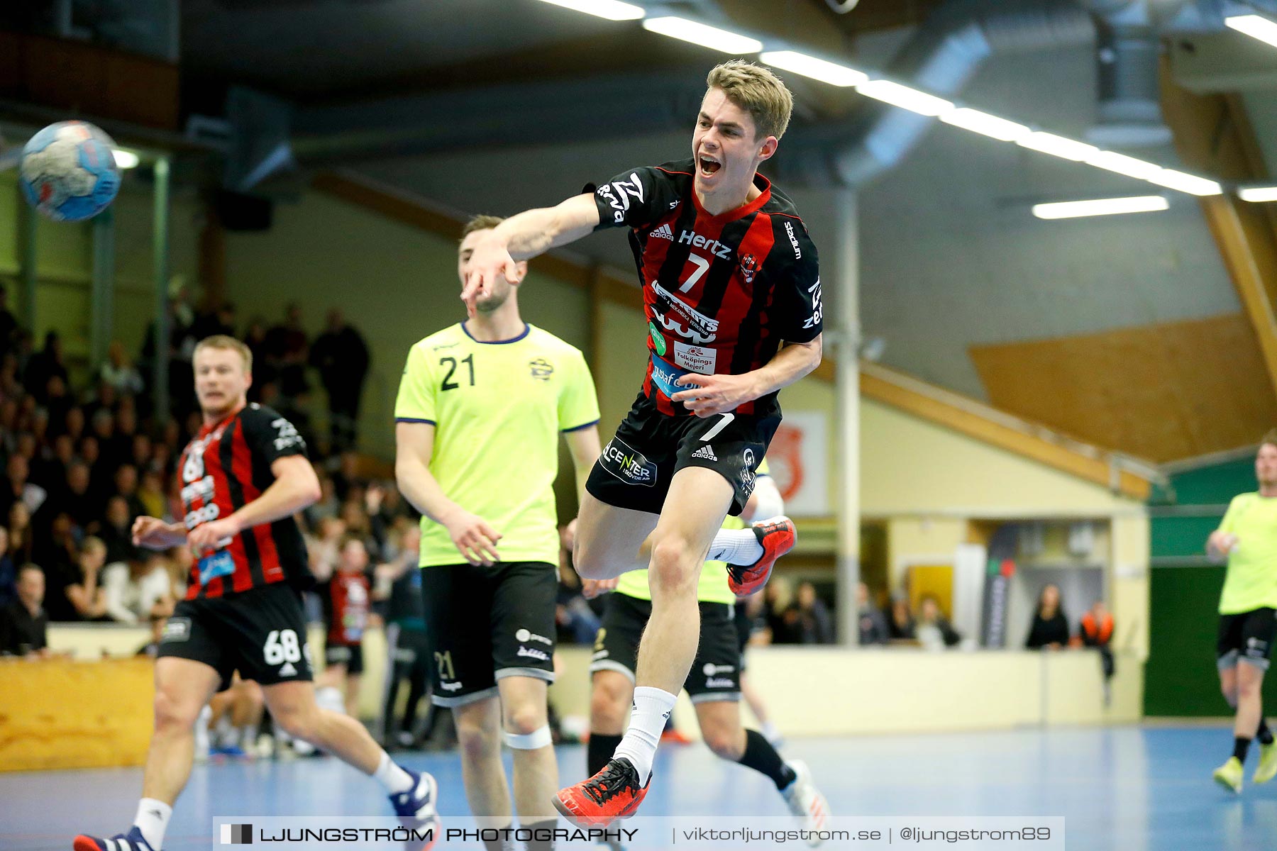 HK Country-HP Skövde 90 25-22,herr,Skövde Idrottshall,Skövde,Sverige,Handboll,,2019,213860