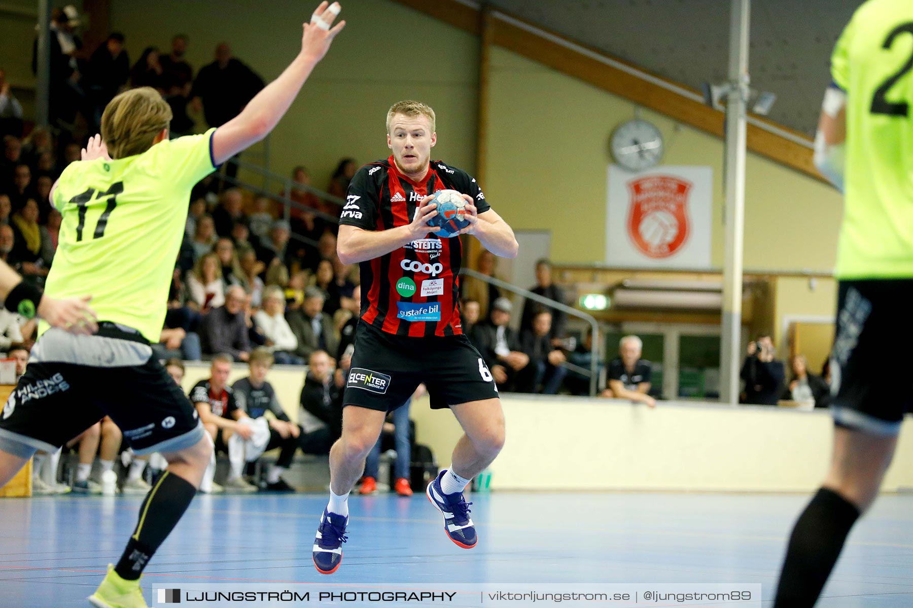 HK Country-HP Skövde 90 25-22,herr,Skövde Idrottshall,Skövde,Sverige,Handboll,,2019,213862