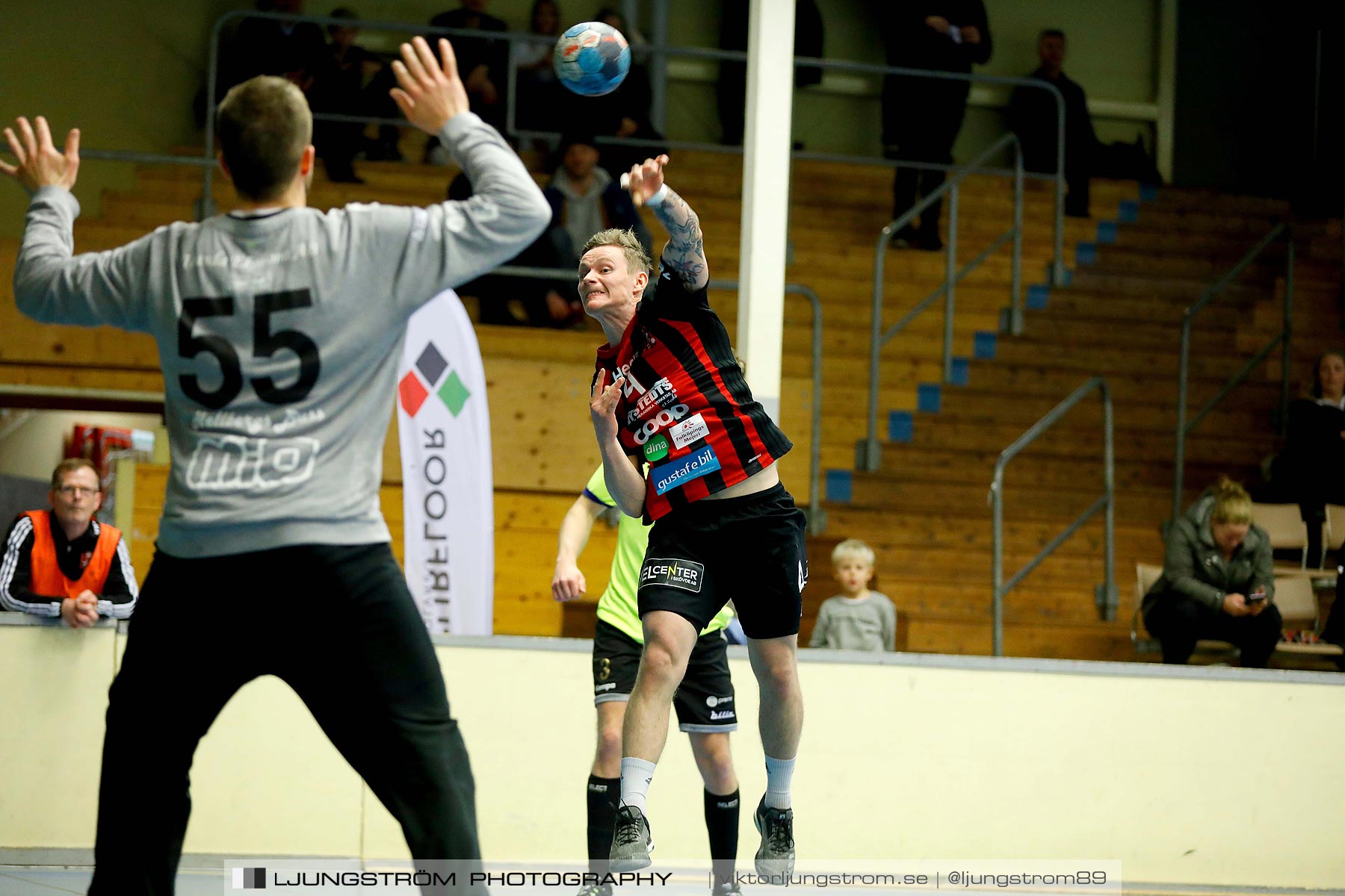 HK Country-HP Skövde 90 25-22,herr,Skövde Idrottshall,Skövde,Sverige,Handboll,,2019,213885