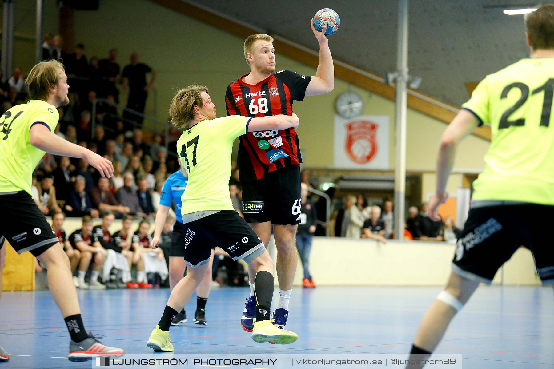 HK Country-HP Skövde 90 25-22,herr,Skövde Idrottshall,Skövde,Sverige,Handboll,,2019,213888