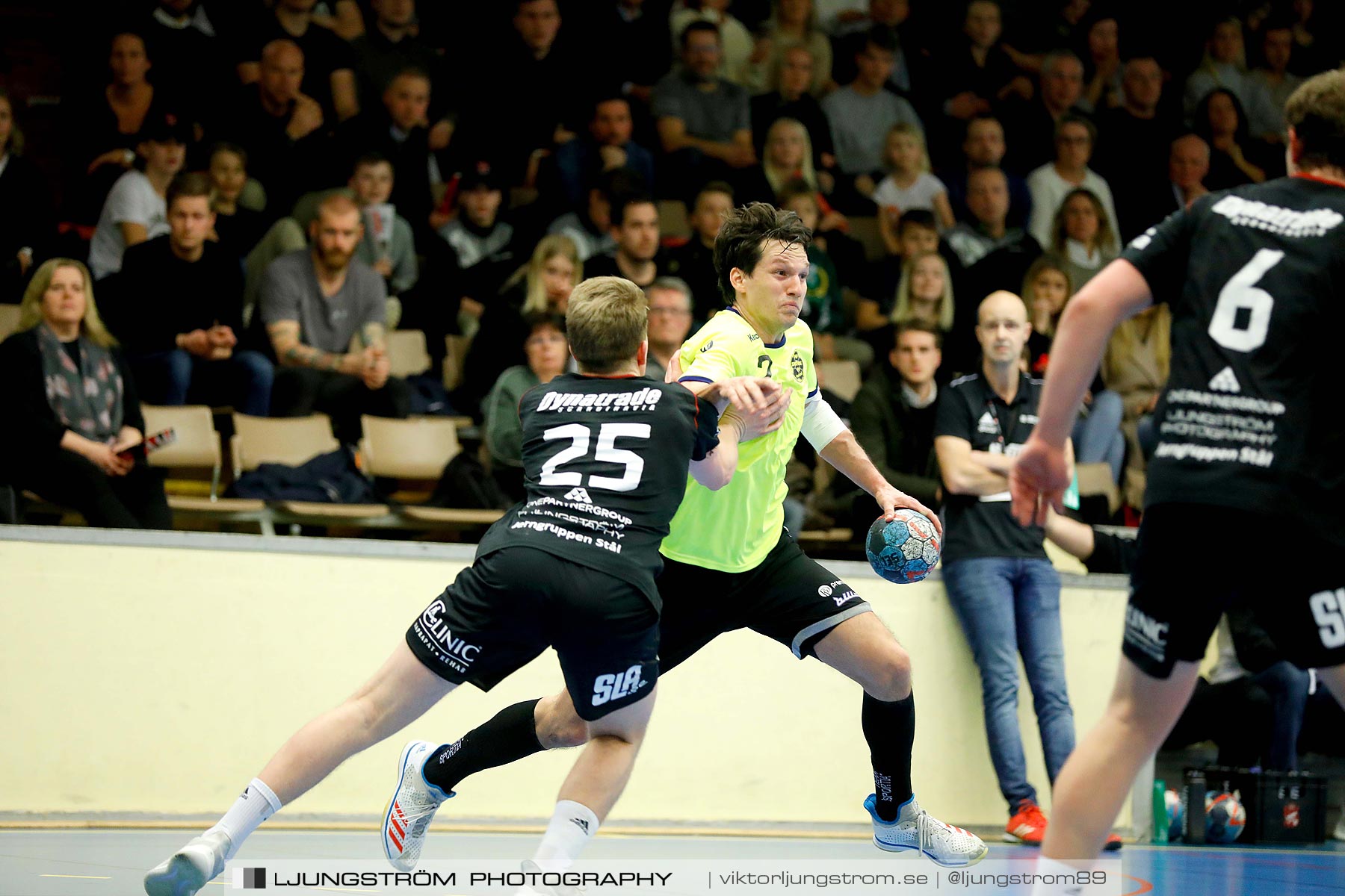 HK Country-HP Skövde 90 25-22,herr,Skövde Idrottshall,Skövde,Sverige,Handboll,,2019,213914