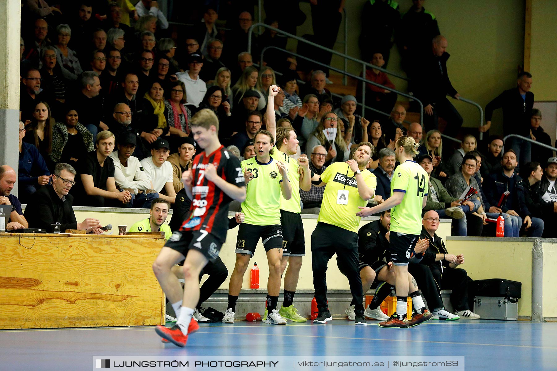 HK Country-HP Skövde 90 25-22,herr,Skövde Idrottshall,Skövde,Sverige,Handboll,,2019,213980