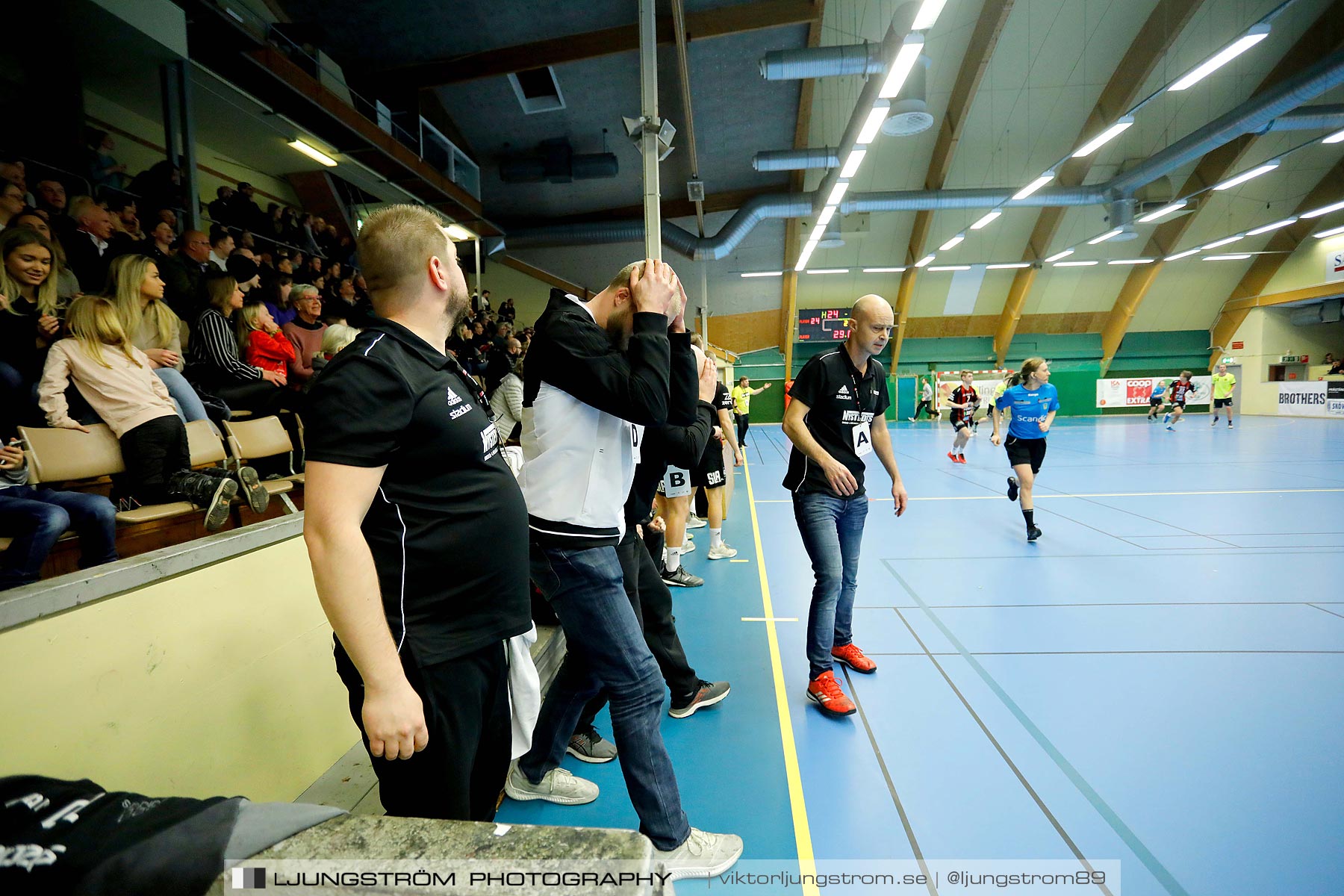 HK Country-HP Skövde 90 25-22,herr,Skövde Idrottshall,Skövde,Sverige,Handboll,,2019,213998