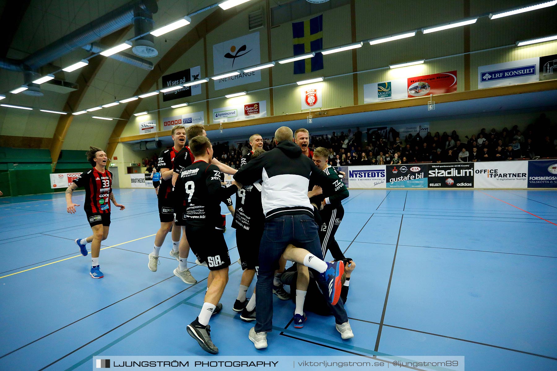 HK Country-HP Skövde 90 25-22,herr,Skövde Idrottshall,Skövde,Sverige,Handboll,,2019,214004