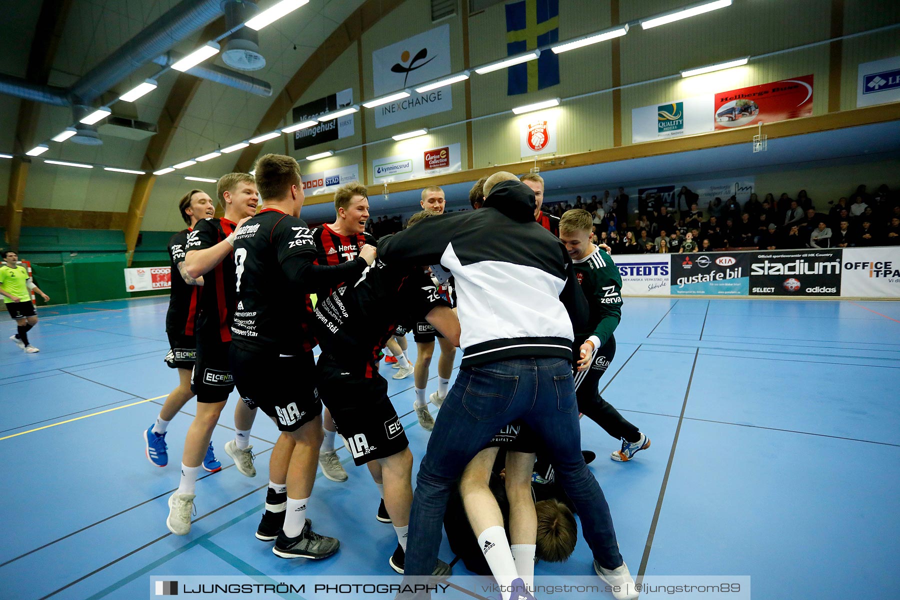 HK Country-HP Skövde 90 25-22,herr,Skövde Idrottshall,Skövde,Sverige,Handboll,,2019,214005