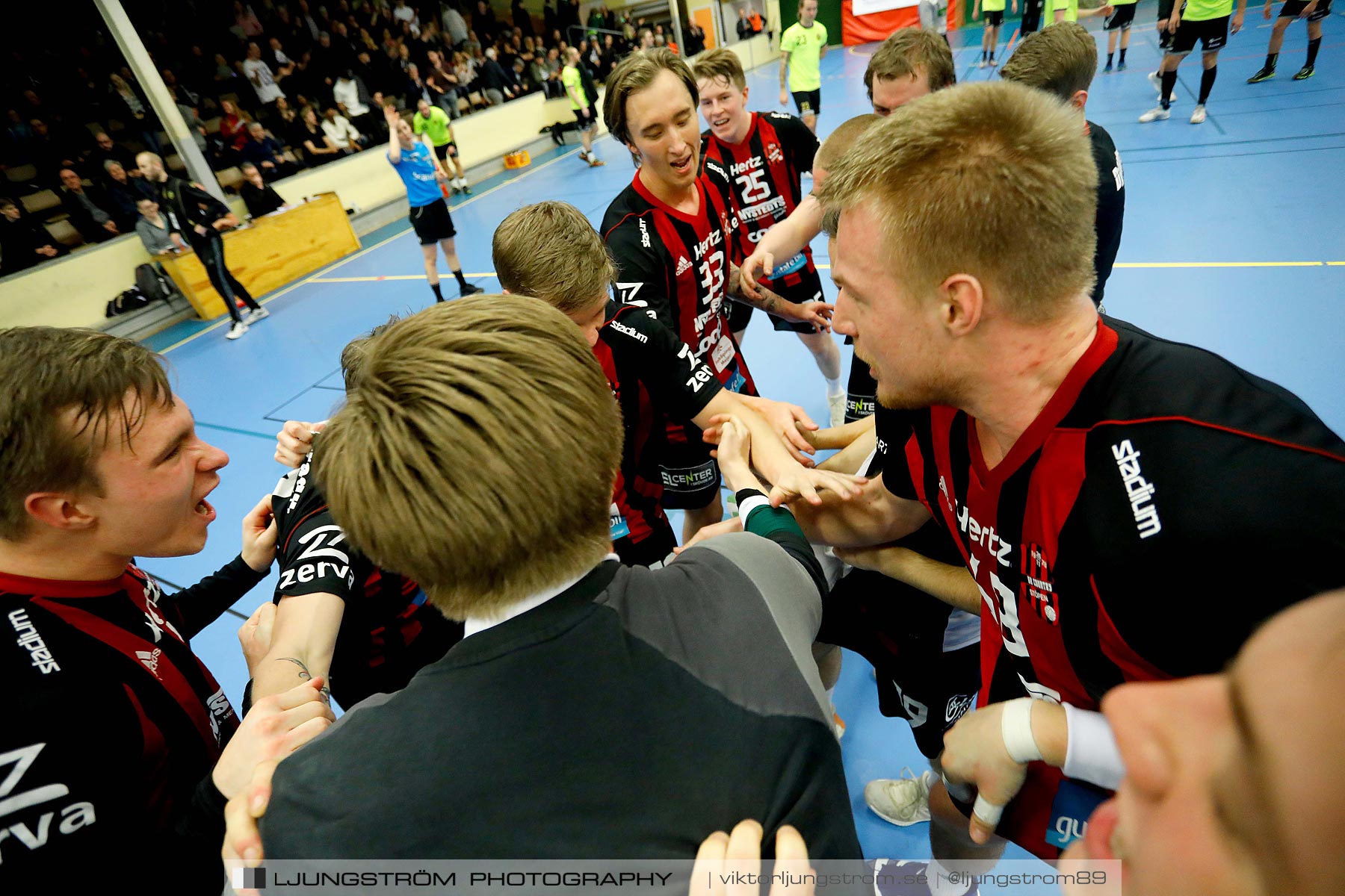 HK Country-HP Skövde 90 25-22,herr,Skövde Idrottshall,Skövde,Sverige,Handboll,,2019,214010