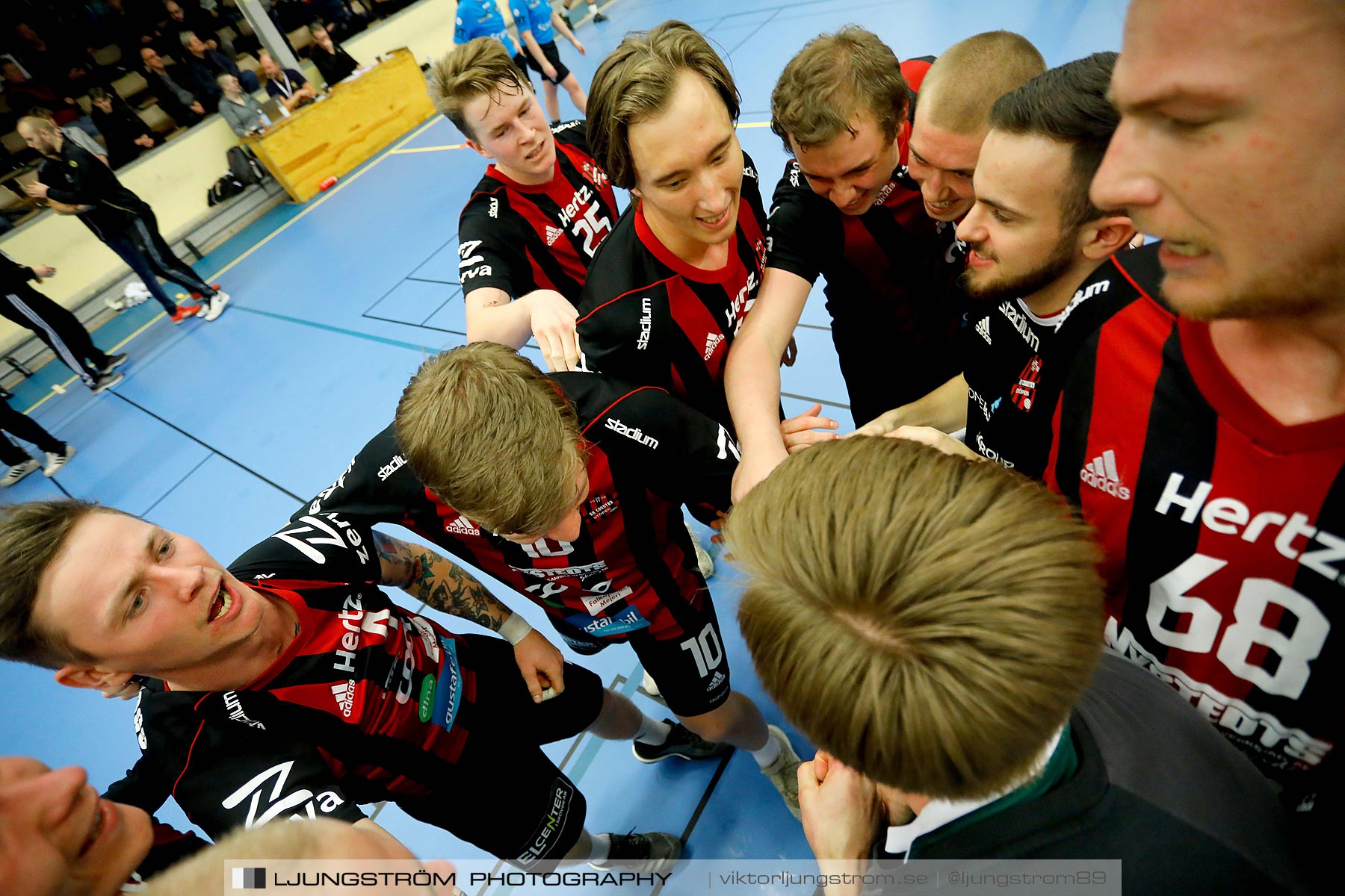 HK Country-HP Skövde 90 25-22,herr,Skövde Idrottshall,Skövde,Sverige,Handboll,,2019,214012