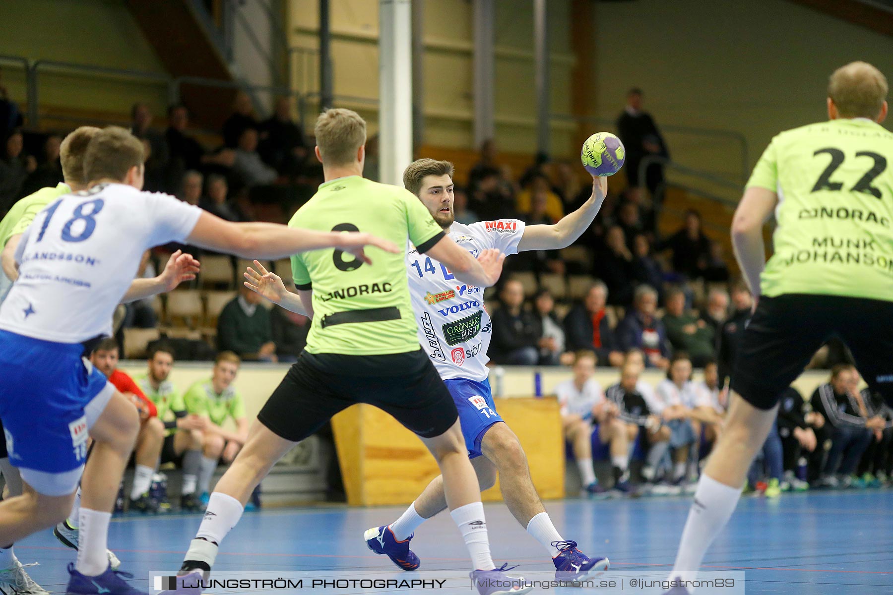 Nordic Choice Hotel Cup IFK Skövde HK-ØIF Arendal 35-28,herr,Skövde Idrottshall,Skövde,Sverige,Handboll,,2019,214135