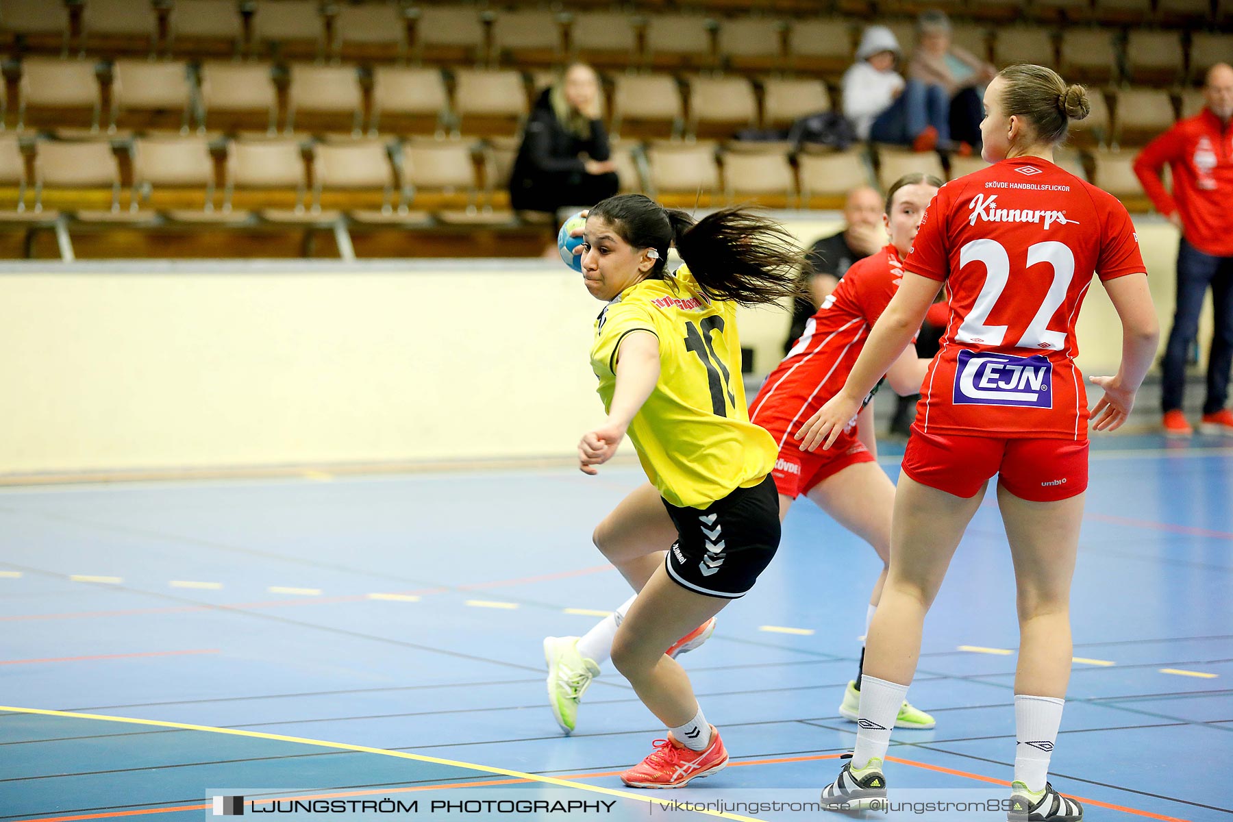 Skövde HF F14-Kärra HF 1 F14 16-26,dam,Skövde Idrottshall,Skövde,Sverige,Handboll,,2019,214573