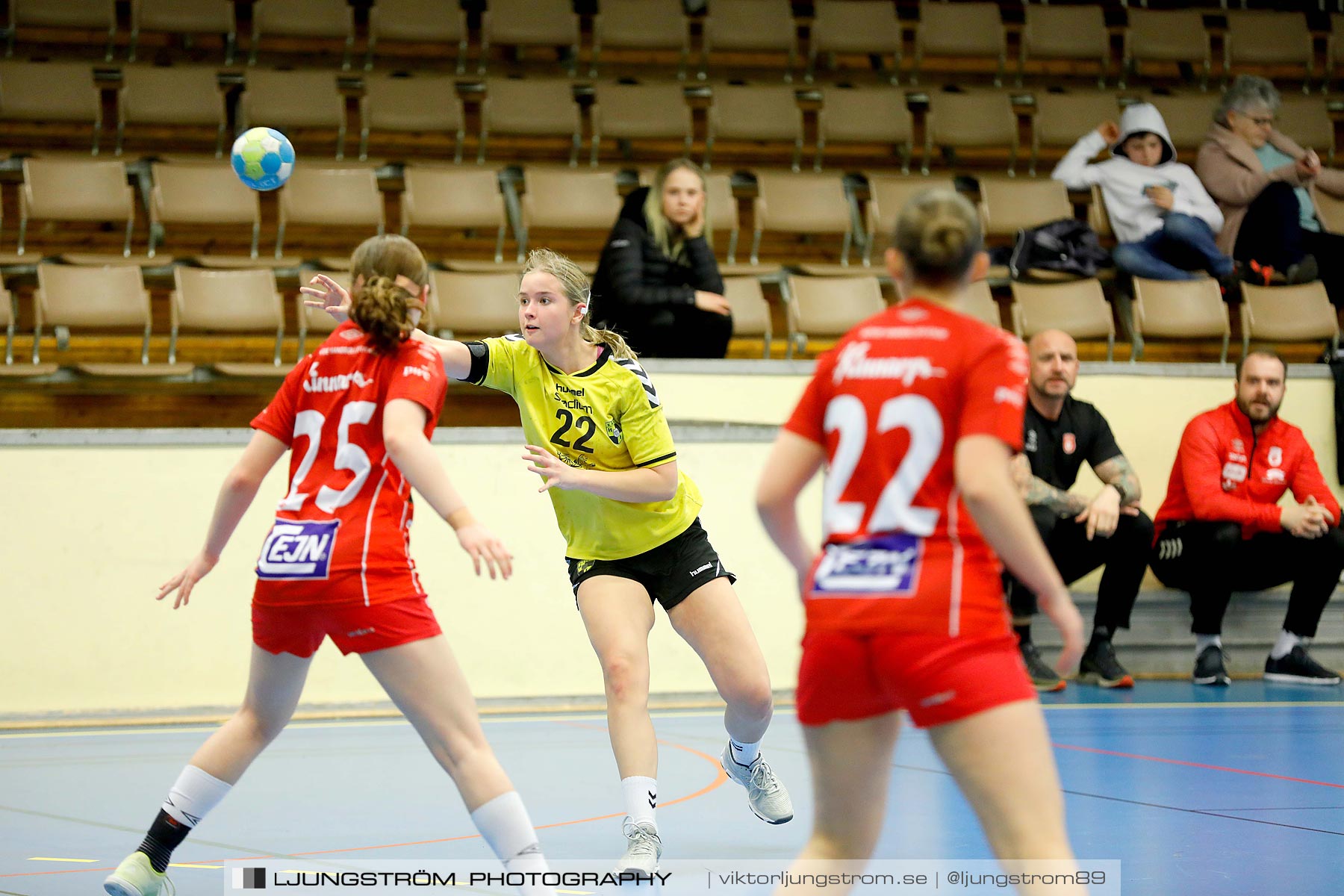 Skövde HF F14-Kärra HF 1 F14 16-26,dam,Skövde Idrottshall,Skövde,Sverige,Handboll,,2019,214576