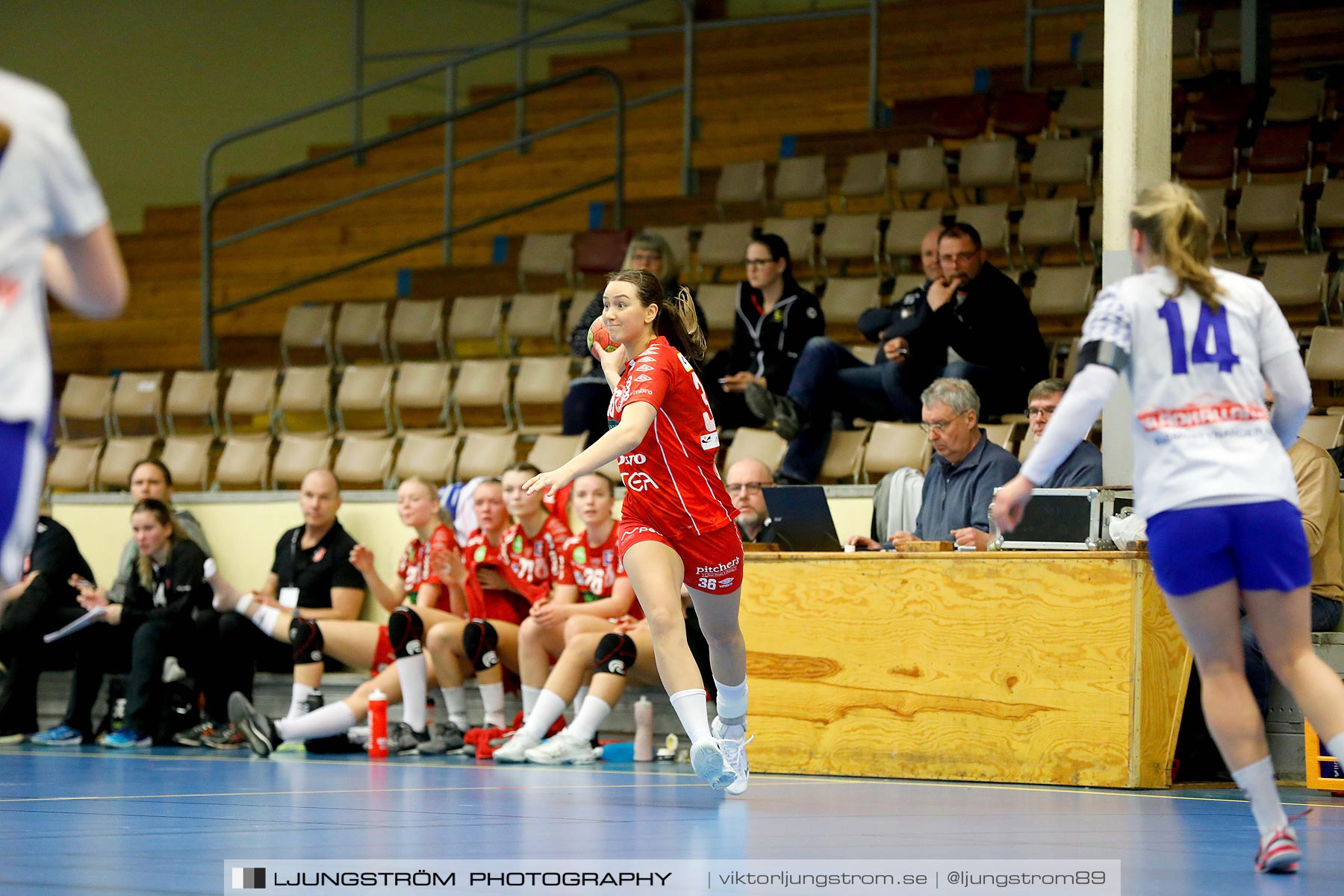 HF Somby/Skövde-IK Baltichov 30-18,dam,Skövde Idrottshall,Skövde,Sverige,Handboll,,2019,215078