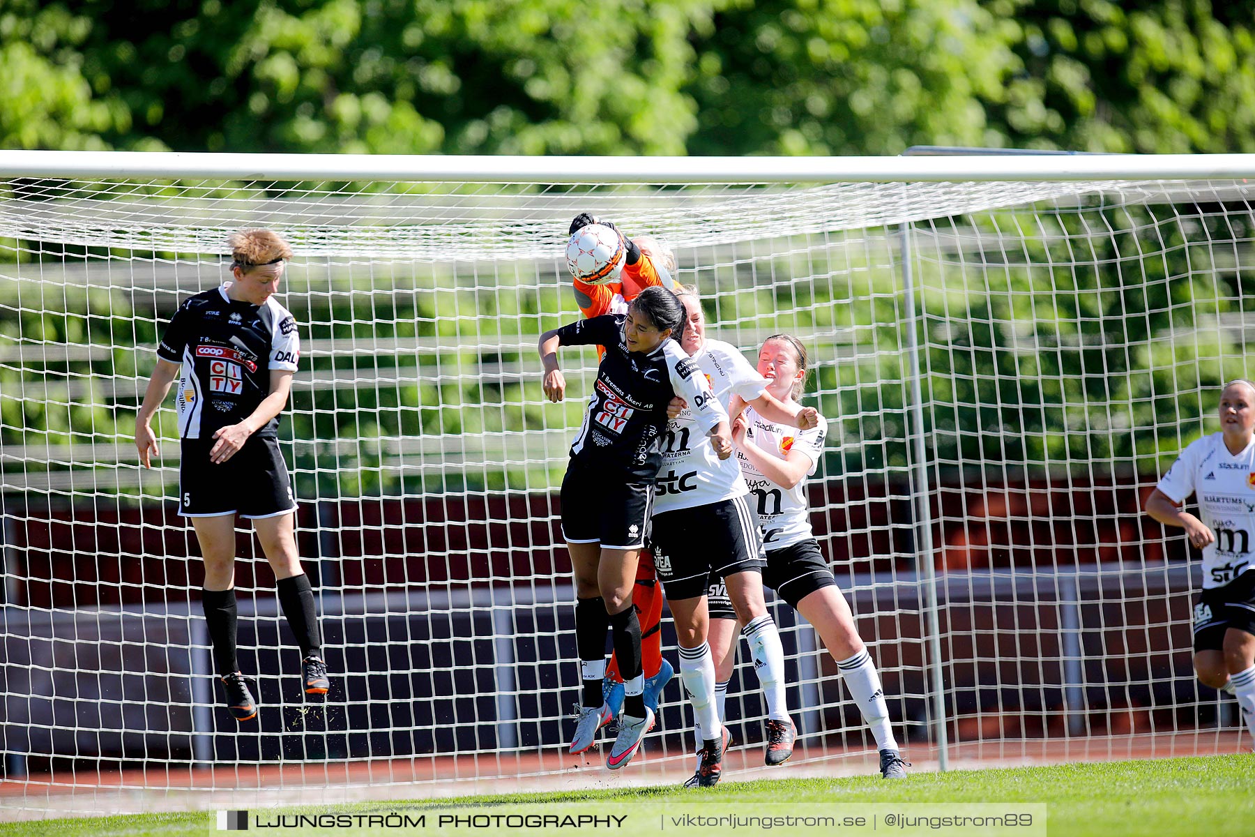 Skövde KIK-Skoftebyns IF 3-1,dam,Södermalms IP,Skövde,Sverige,Fotboll,,2018,216740