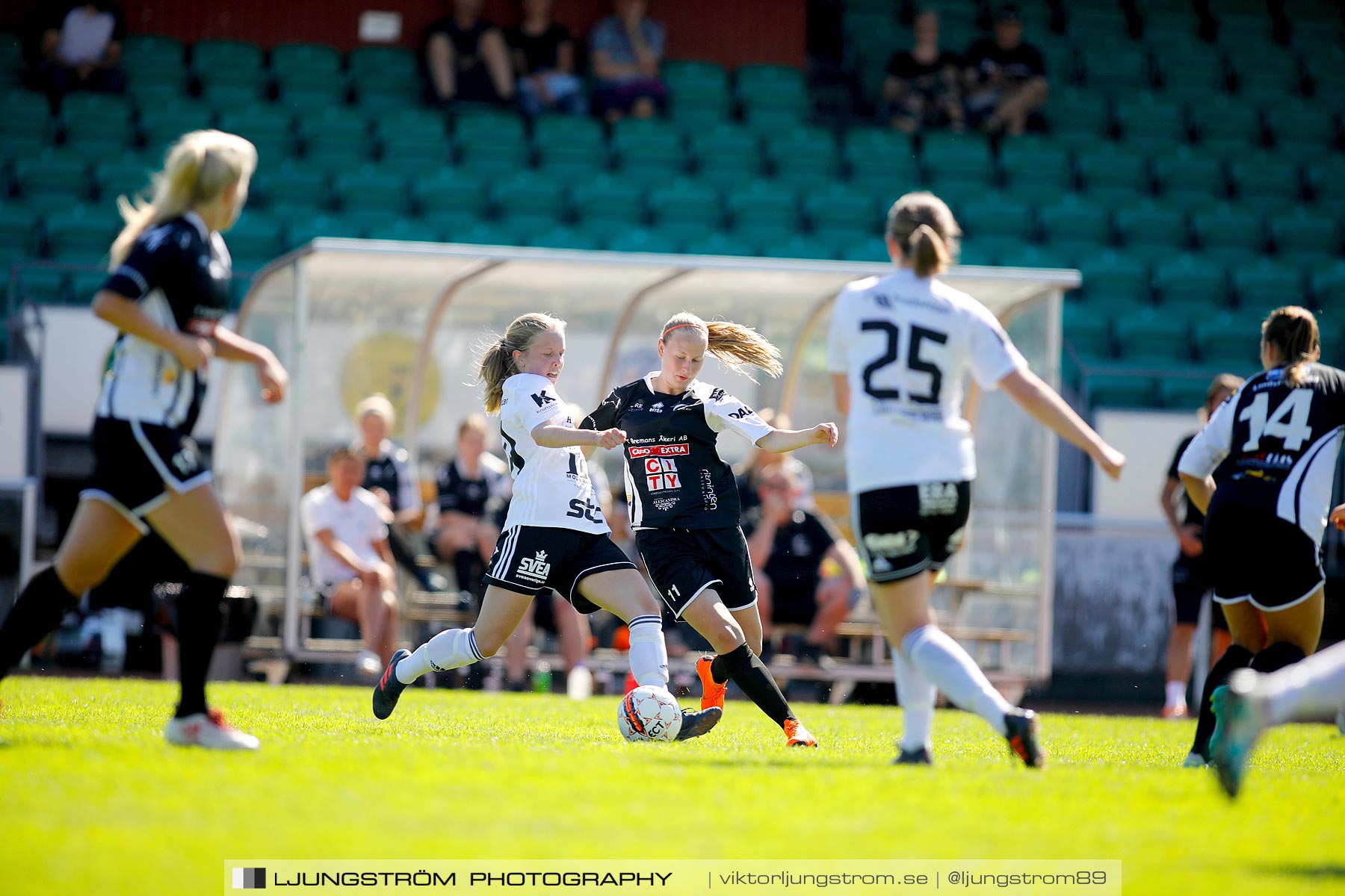 Skövde KIK-Skoftebyns IF 3-1,dam,Södermalms IP,Skövde,Sverige,Fotboll,,2018,216793