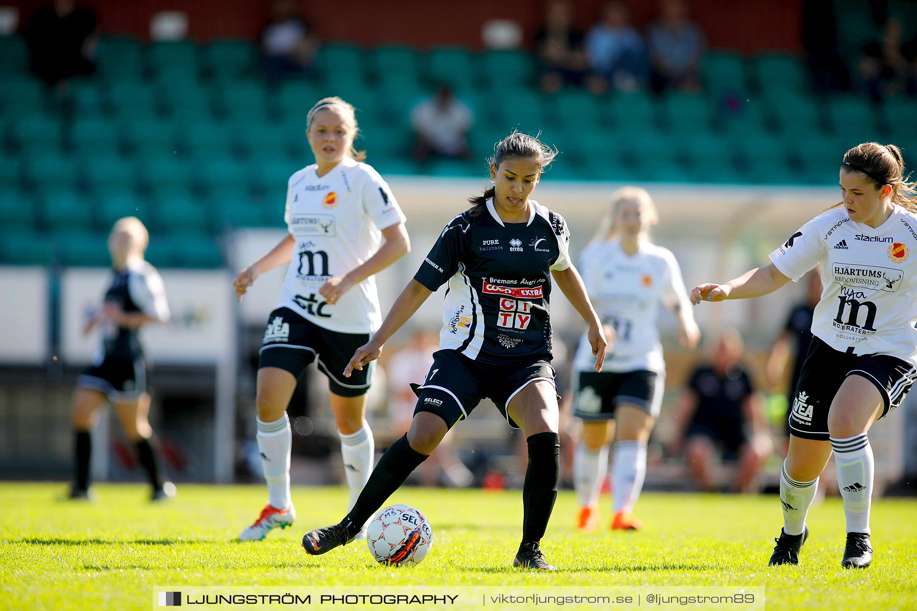 Skövde KIK-Skoftebyns IF 3-1,dam,Södermalms IP,Skövde,Sverige,Fotboll,,2018,216900