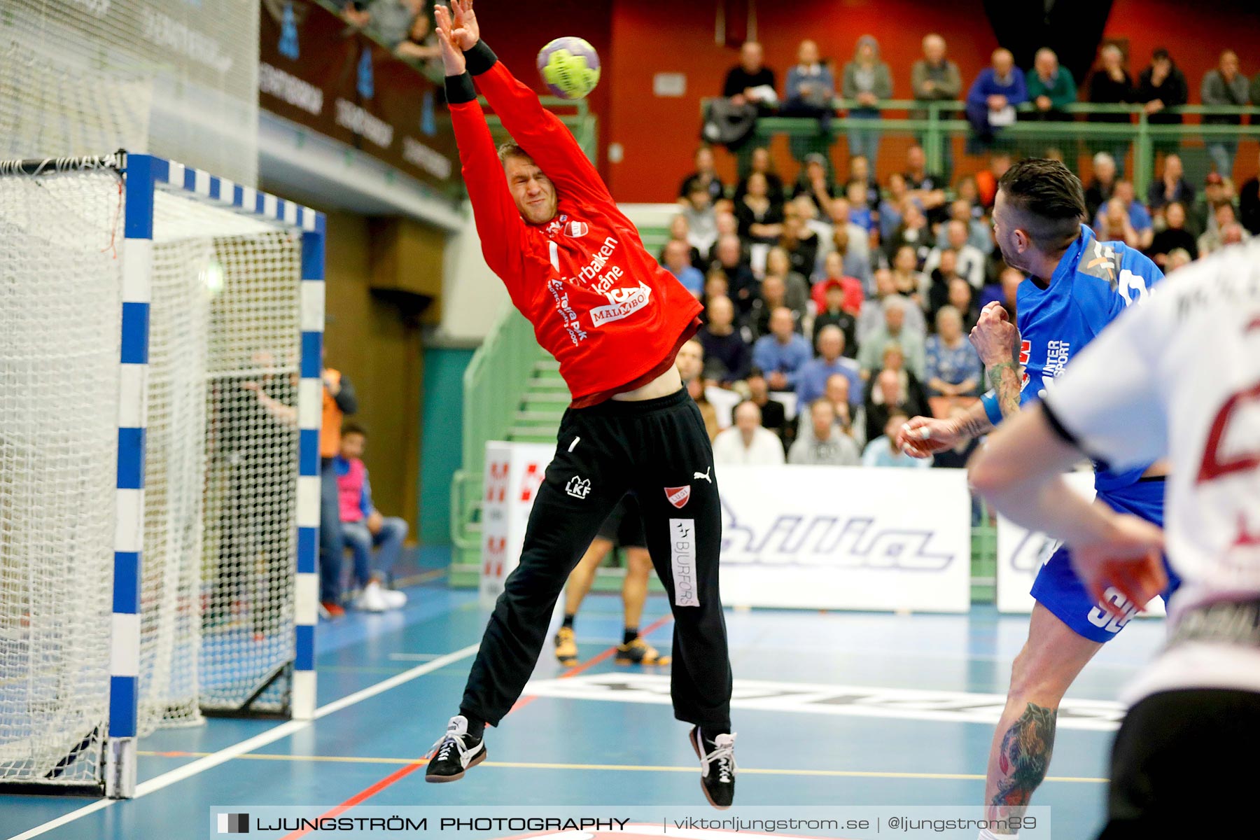 IFK Skövde HK-Lugi HF 1/4-final 1 27-26,herr,Arena Skövde,Skövde,Sverige,Handboll,,2019,217015