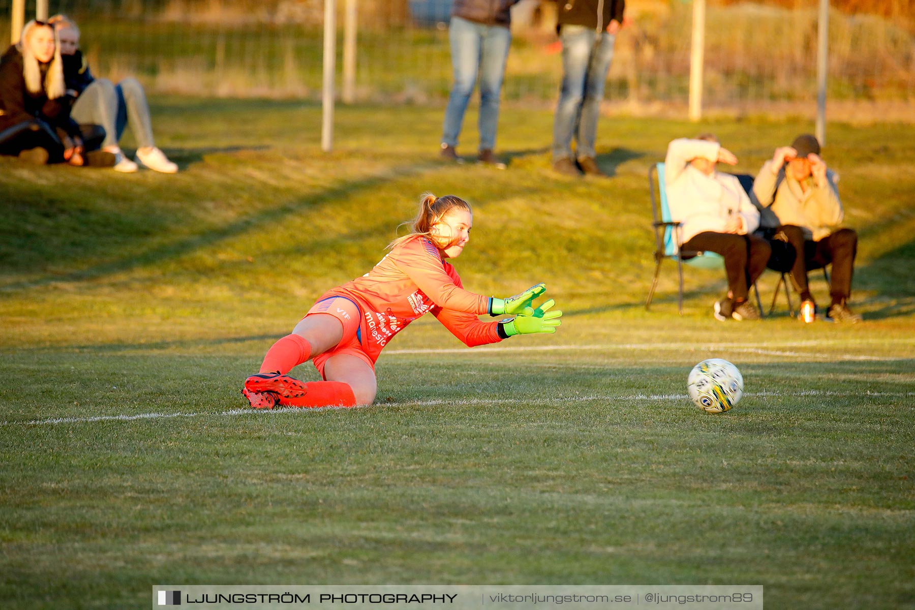 Götene FK-Våmbs IF 1-0,dam,Kinnevallen,Kinne-Vedum,Sverige,Fotboll,,2019,218484