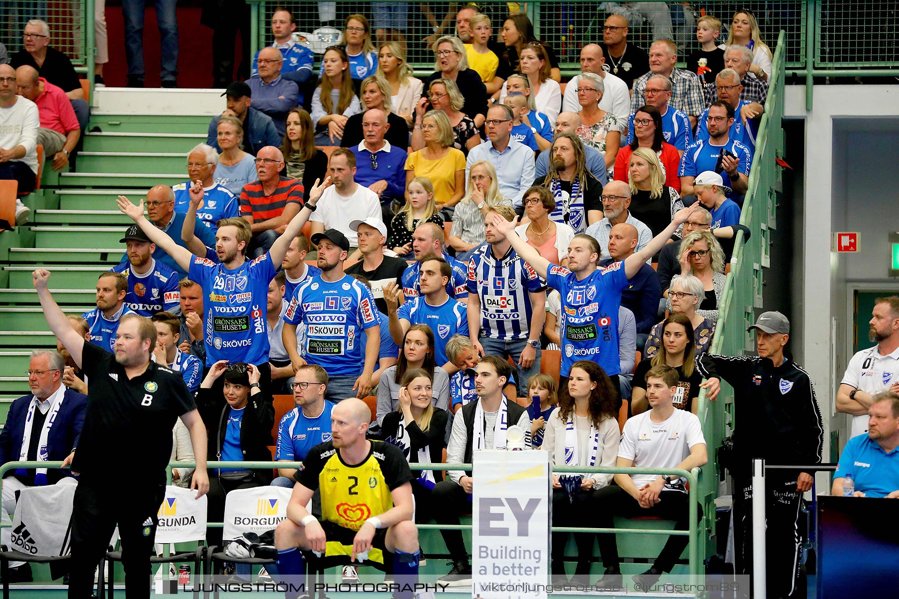 IFK Skövde HK-IK Sävehof 1/2-final 1 30-29,herr,Arena Skövde,Skövde,Sverige,Handboll,,2019,219124