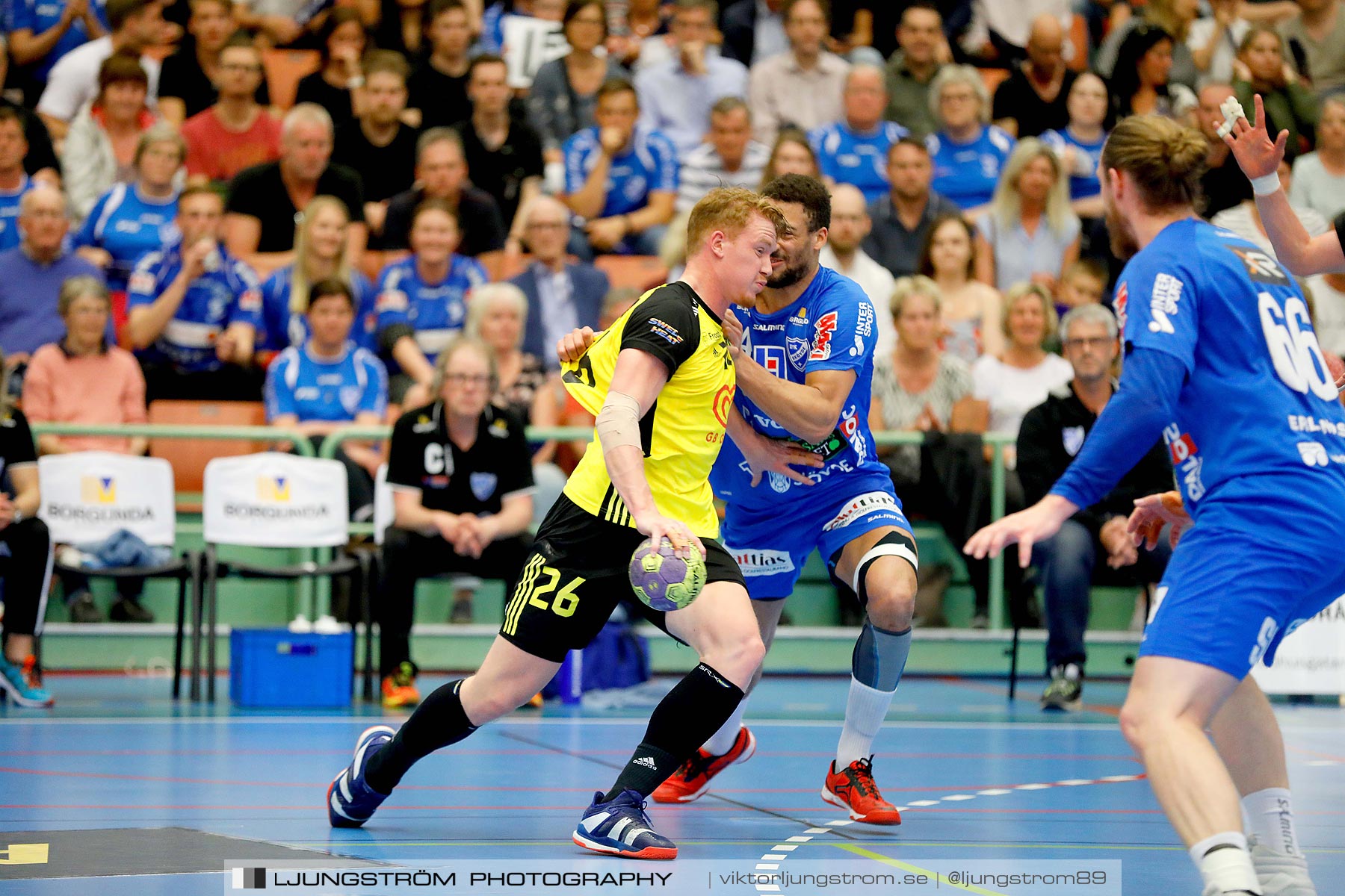 IFK Skövde HK-IK Sävehof 1/2-final 1 30-29,herr,Arena Skövde,Skövde,Sverige,Handboll,,2019,219157