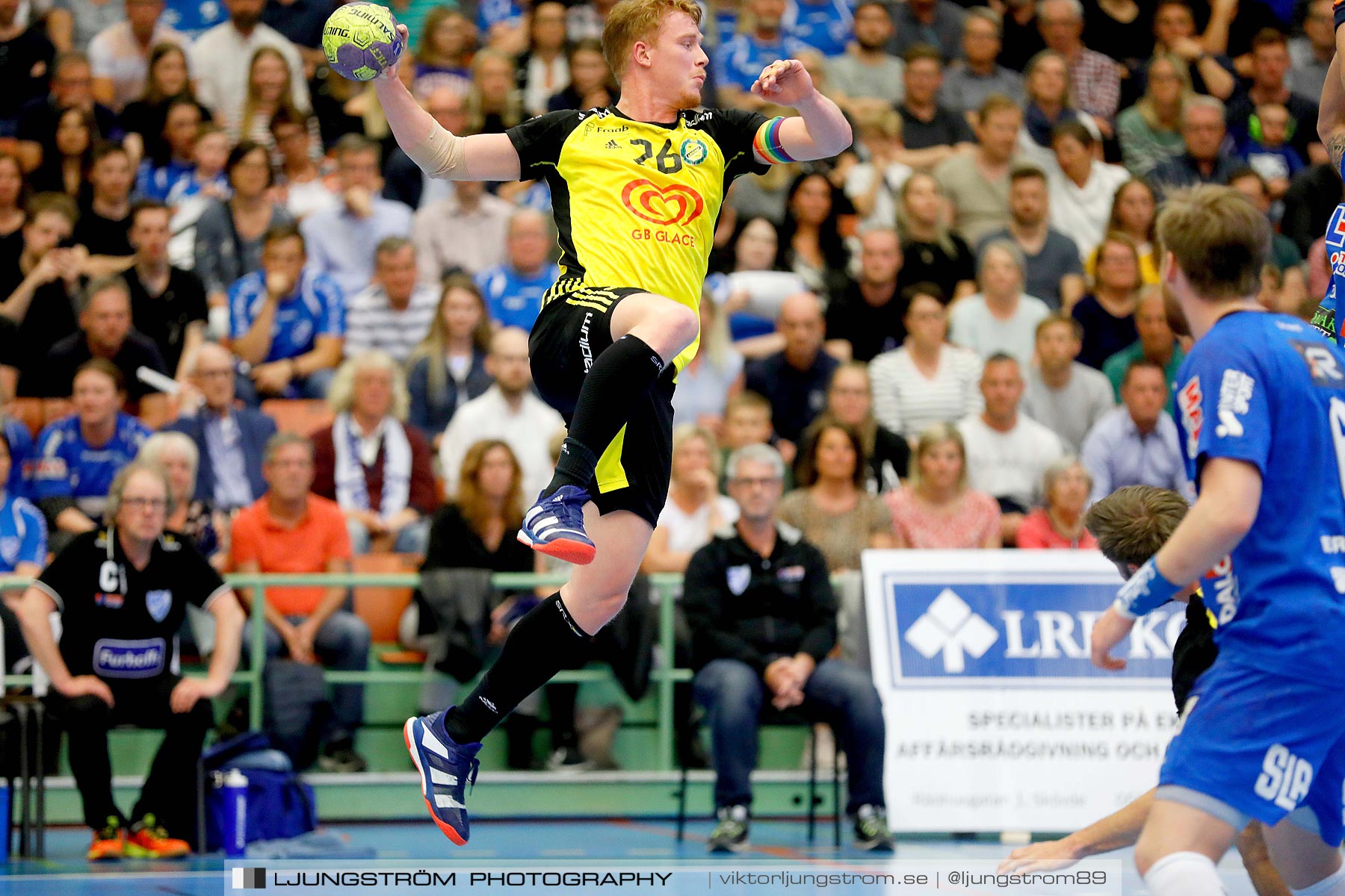 IFK Skövde HK-IK Sävehof 1/2-final 1 30-29,herr,Arena Skövde,Skövde,Sverige,Handboll,,2019,219161