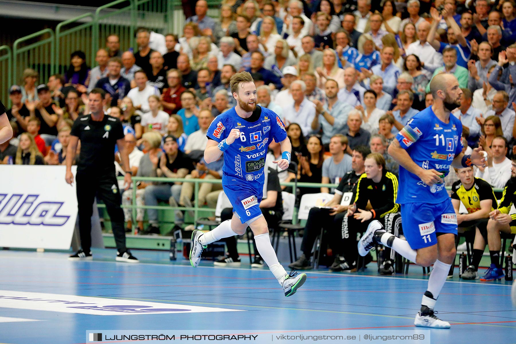 IFK Skövde HK-IK Sävehof 1/2-final 1 30-29,herr,Arena Skövde,Skövde,Sverige,Handboll,,2019,219163