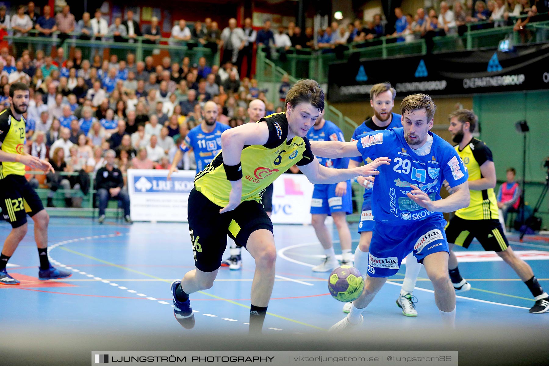 IFK Skövde HK-IK Sävehof 1/2-final 1 30-29,herr,Arena Skövde,Skövde,Sverige,Handboll,,2019,219181