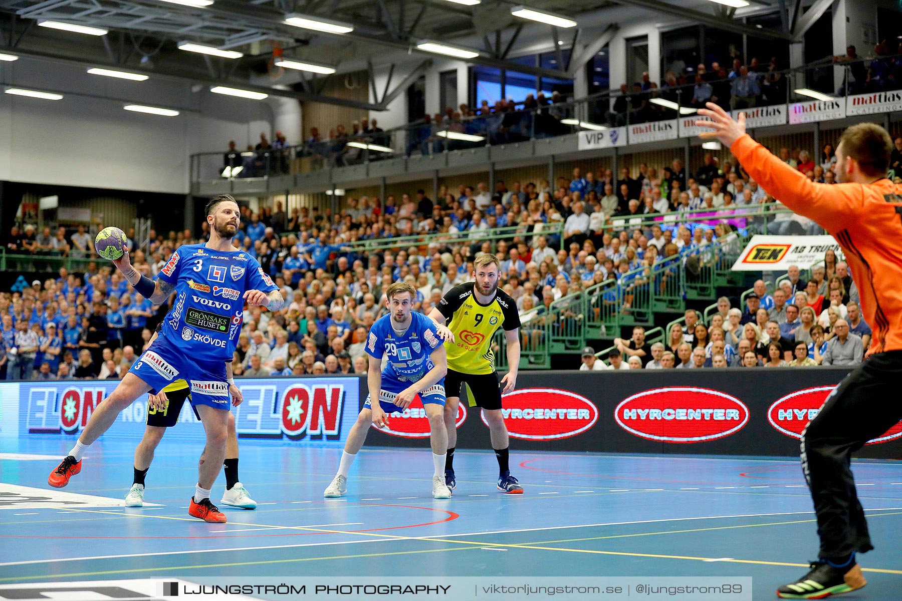 IFK Skövde HK-IK Sävehof 1/2-final 1 30-29,herr,Arena Skövde,Skövde,Sverige,Handboll,,2019,219200