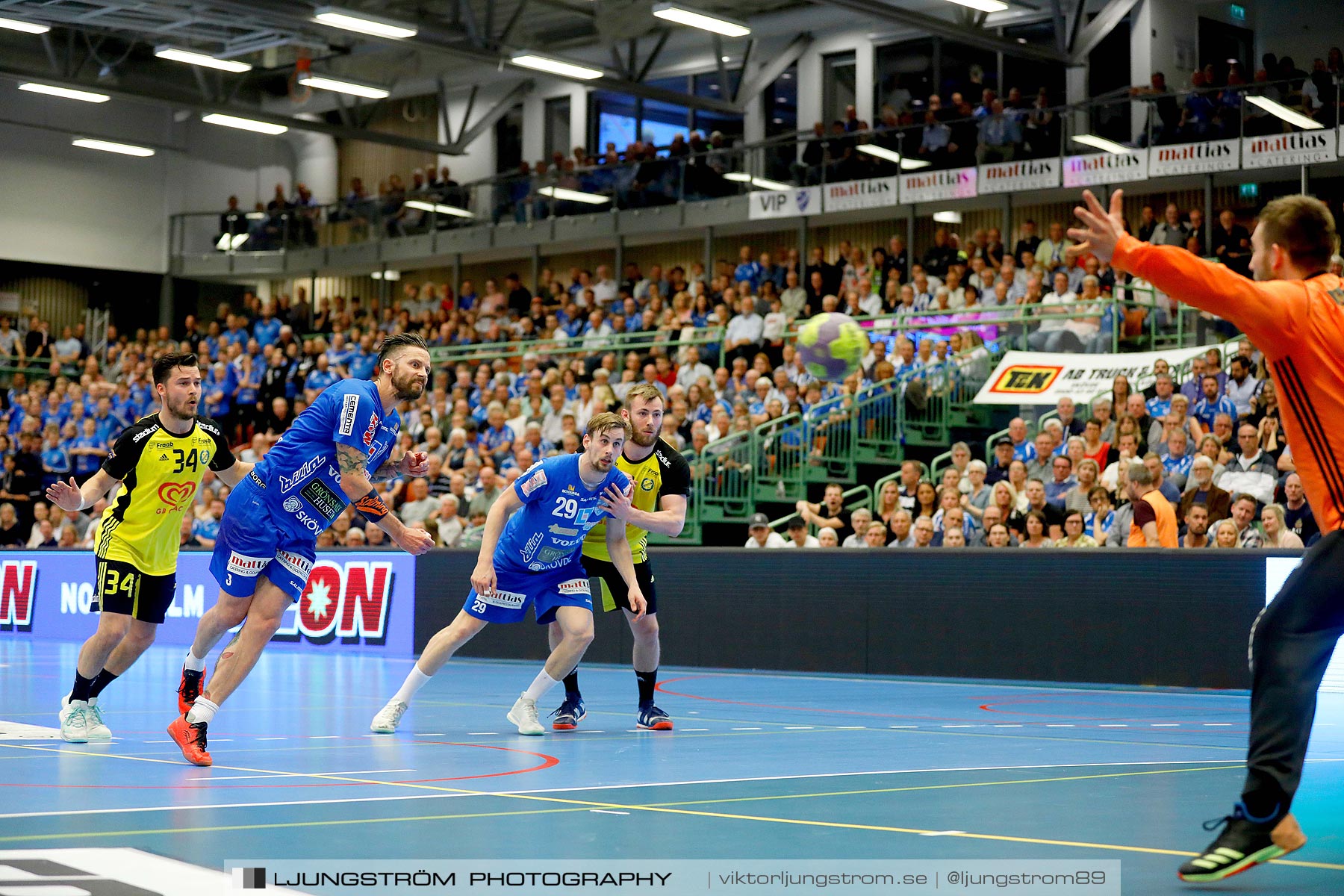 IFK Skövde HK-IK Sävehof 1/2-final 1 30-29,herr,Arena Skövde,Skövde,Sverige,Handboll,,2019,219203